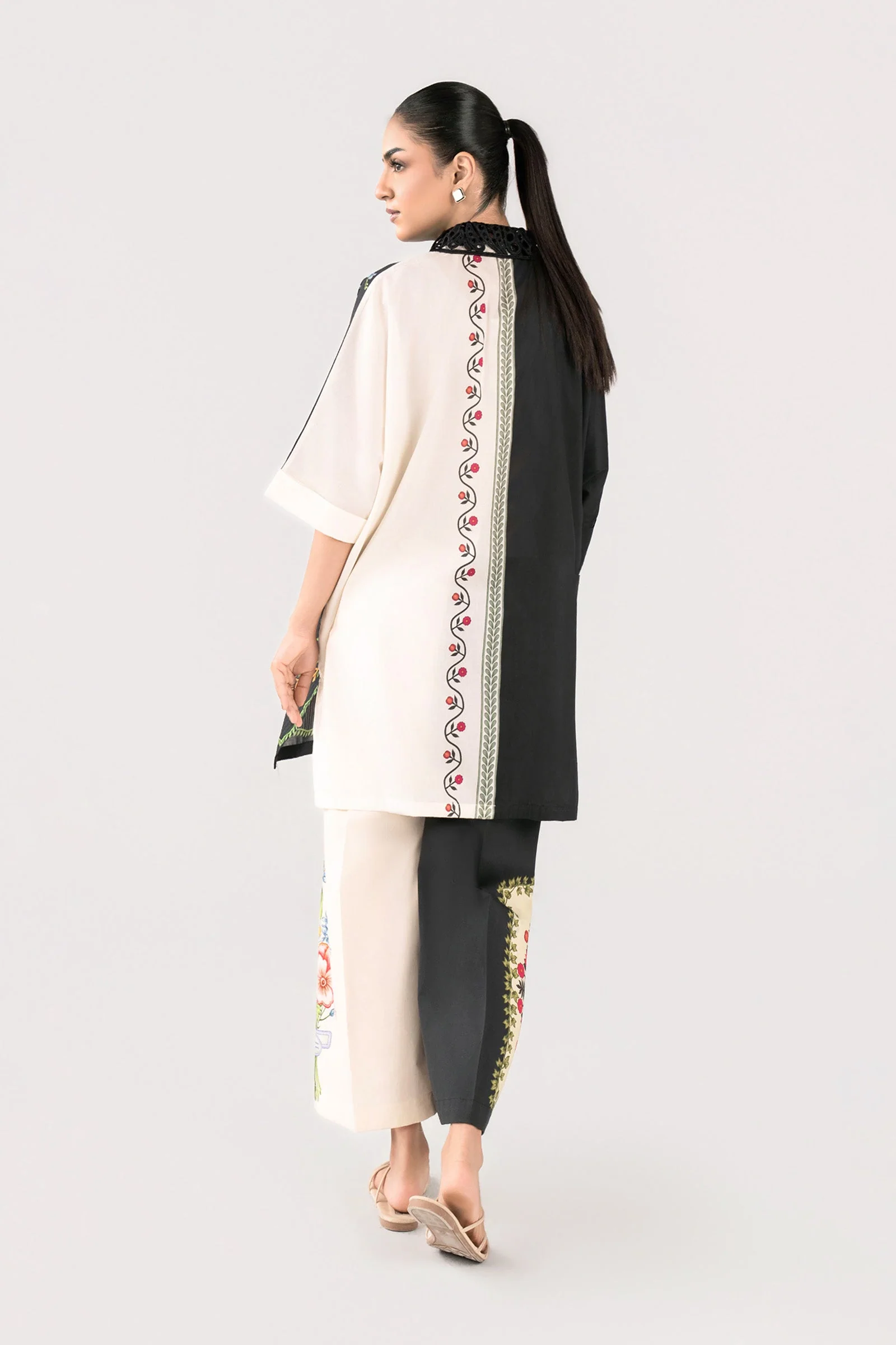 2 Pc Embroidered Lawn Suit - Image 9