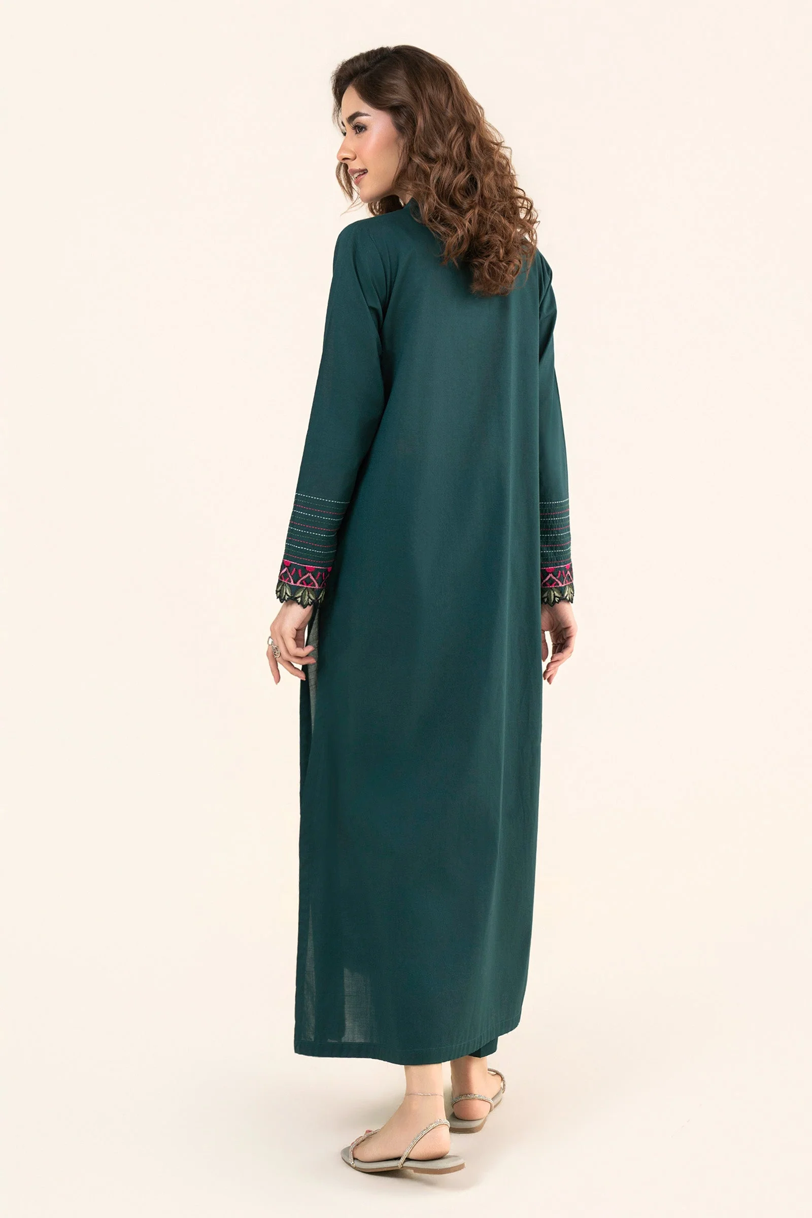 2 Pc Embroidered Slub Lawn Suit - Image 10