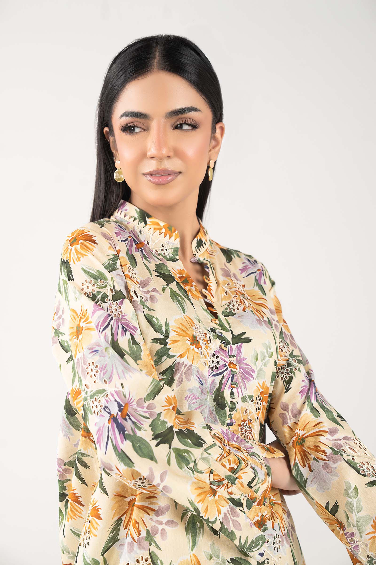 2 Pc Embroidered Suit - Image 4