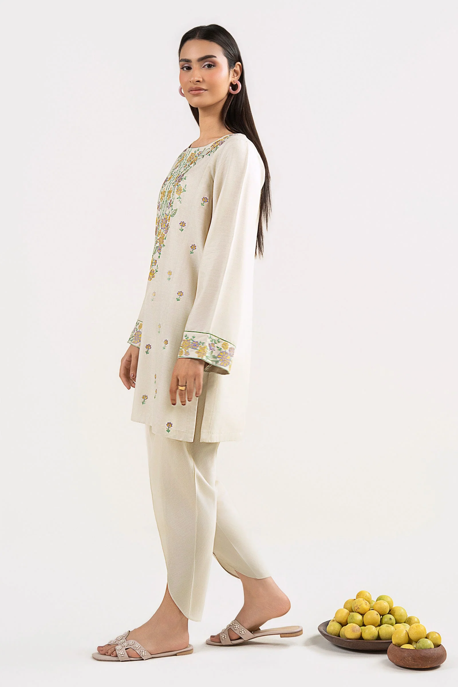 2 Pc Embroidered Arabic Lawn Suit - Image 5