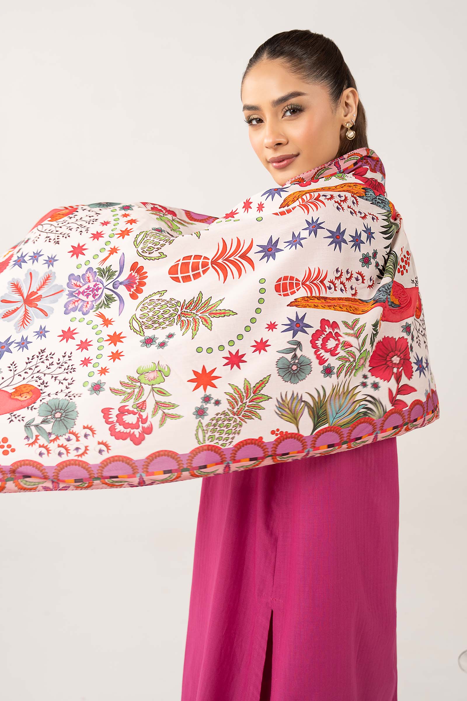 Printed Arabic Lawn Scarf - Image 4