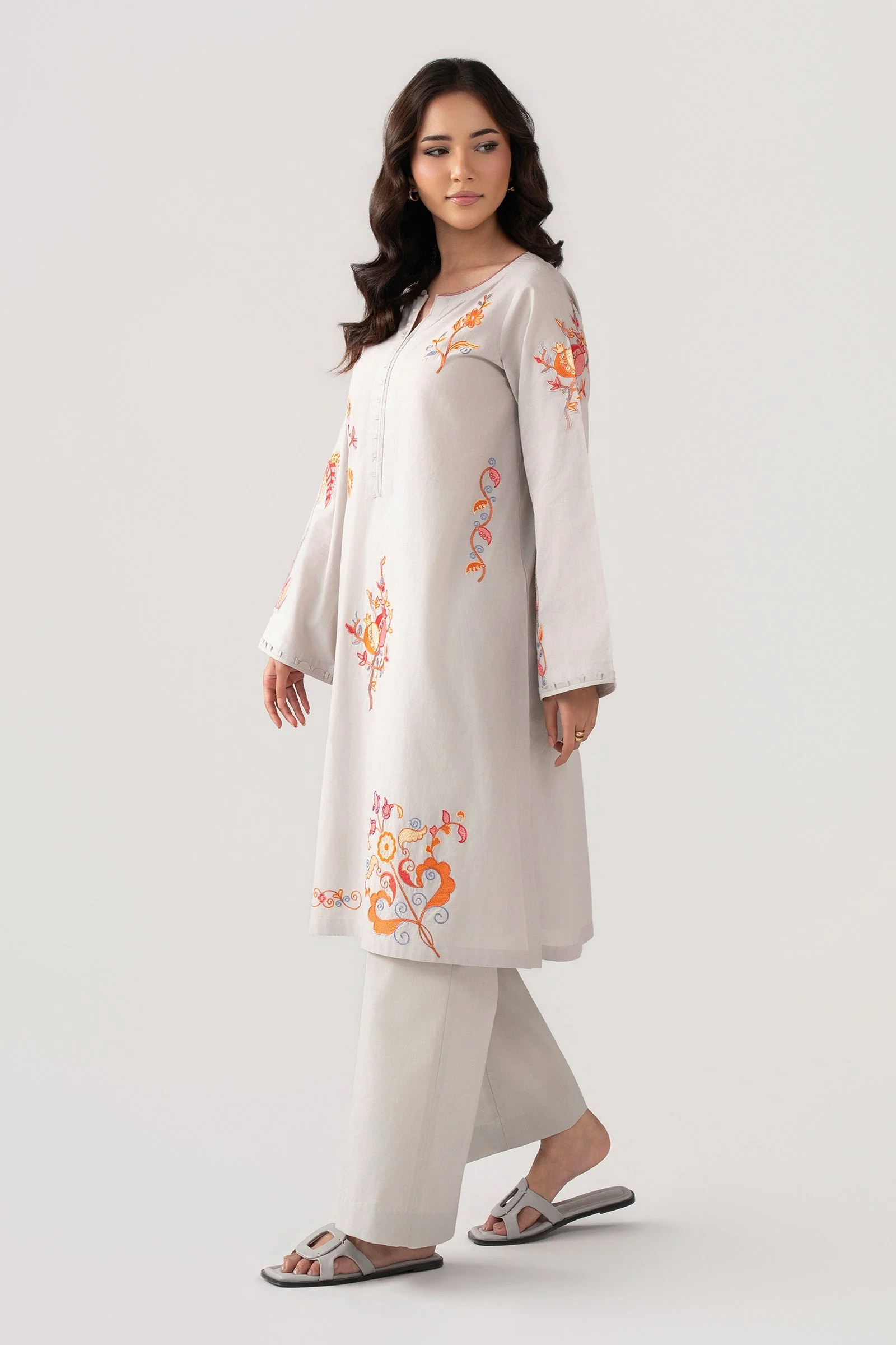 Embroidered Slub Lawn Shirt - Image 4