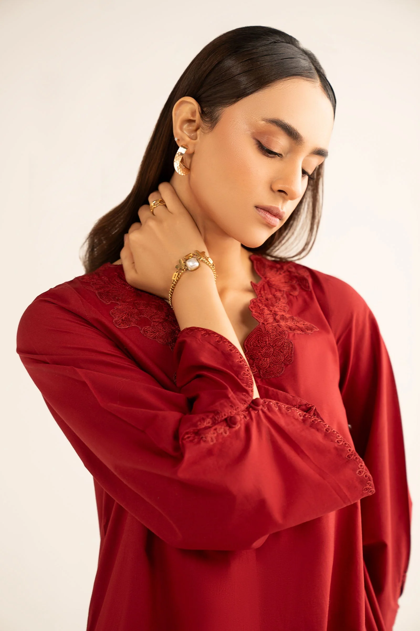 Embroidered Lawn Shirt - Image 4