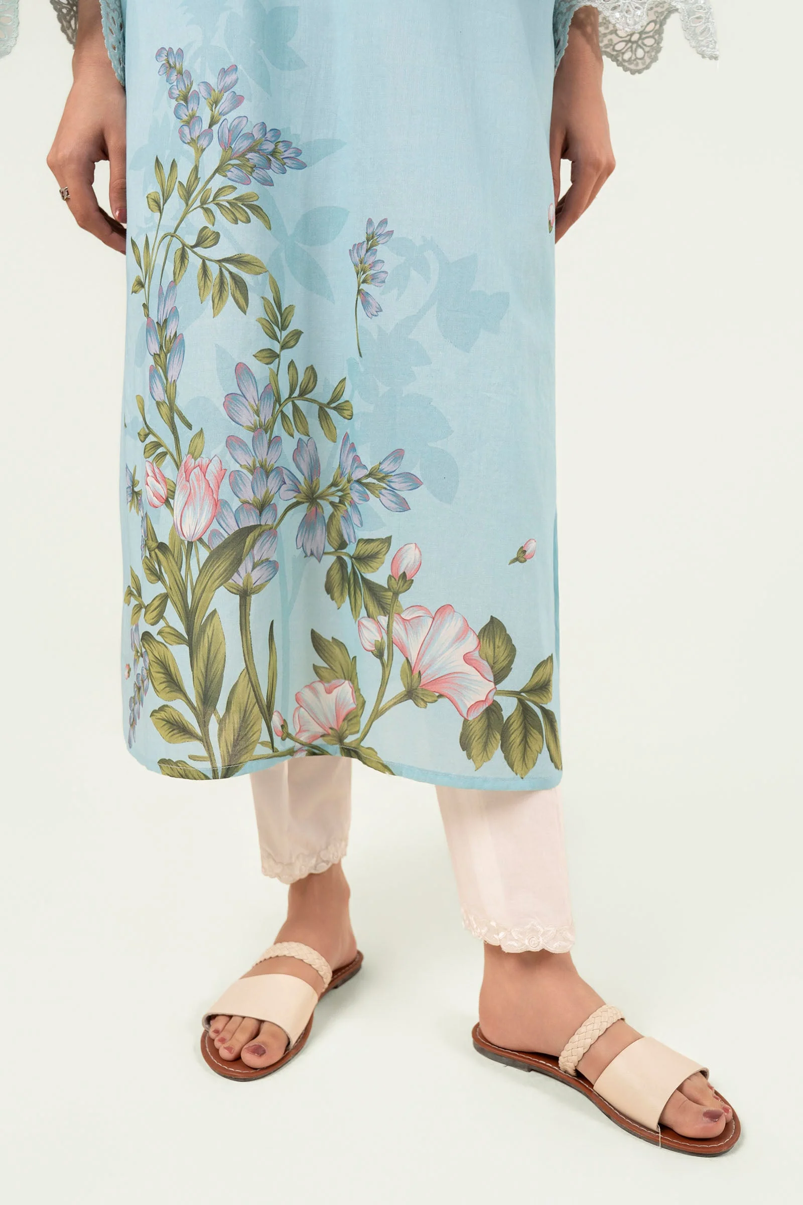 Embroidered Lawn Shirt - Image 3