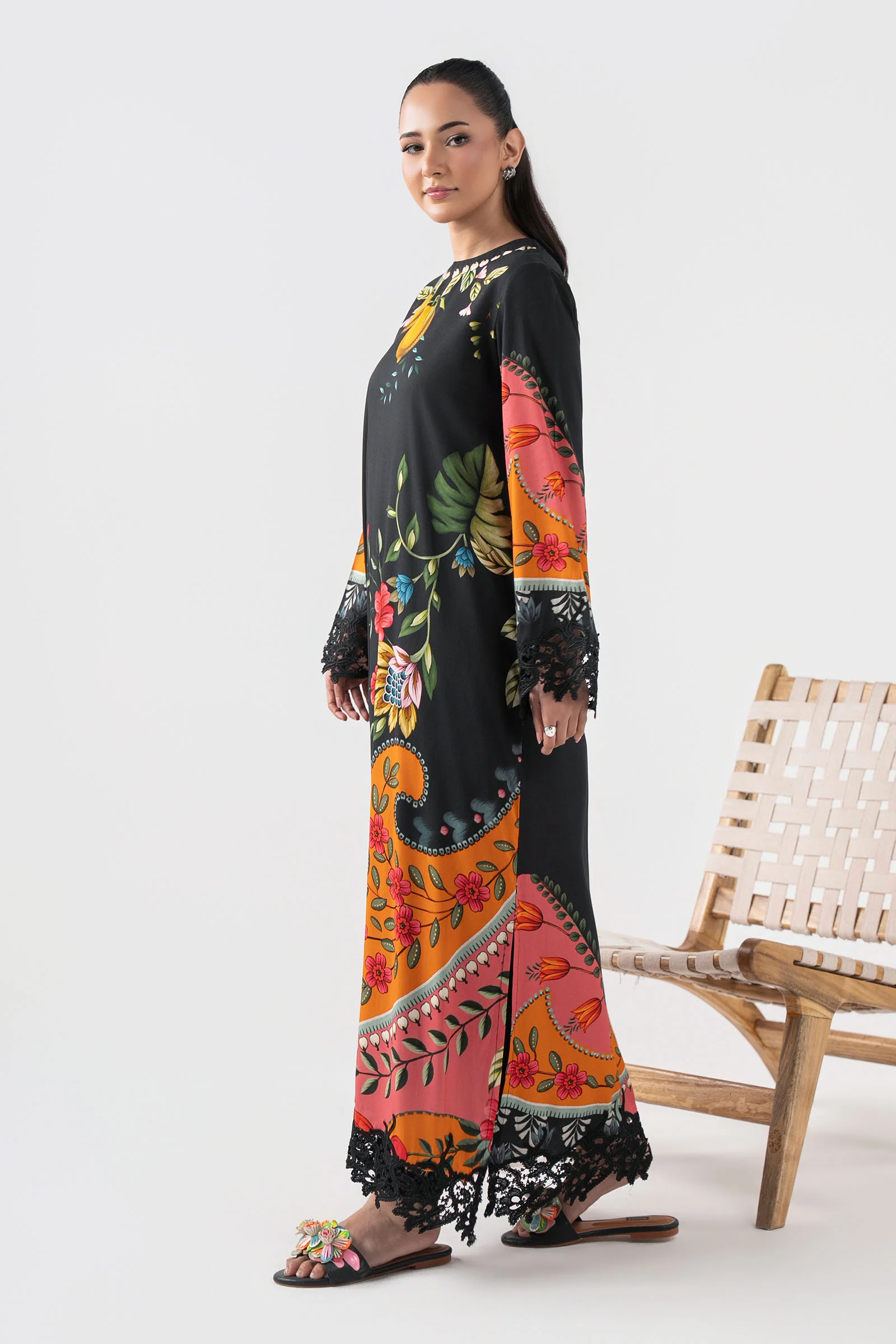 Embroidered Arabic Lawn Shirt - Image 5