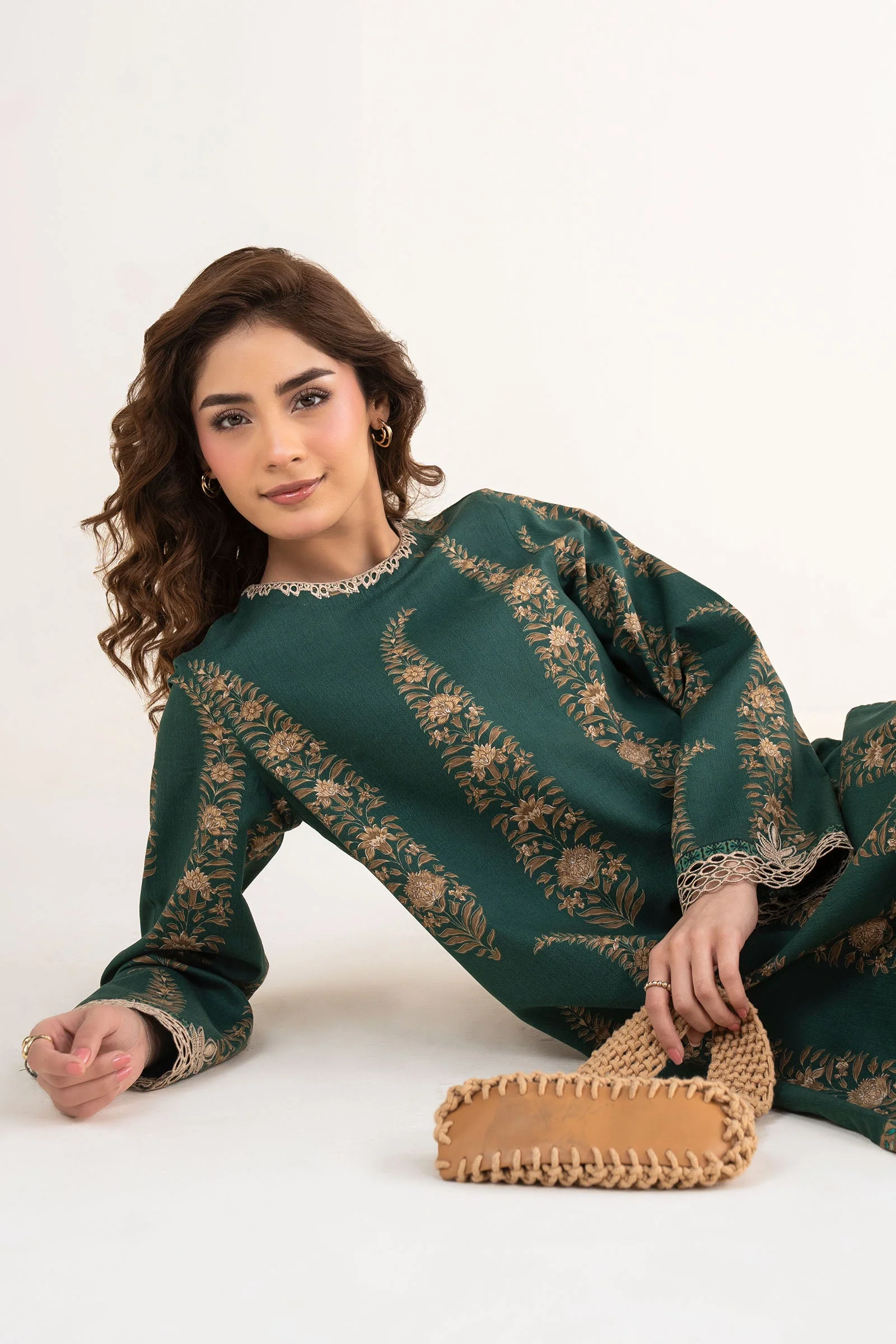 Embroidered Lawn Shirt - Image 3