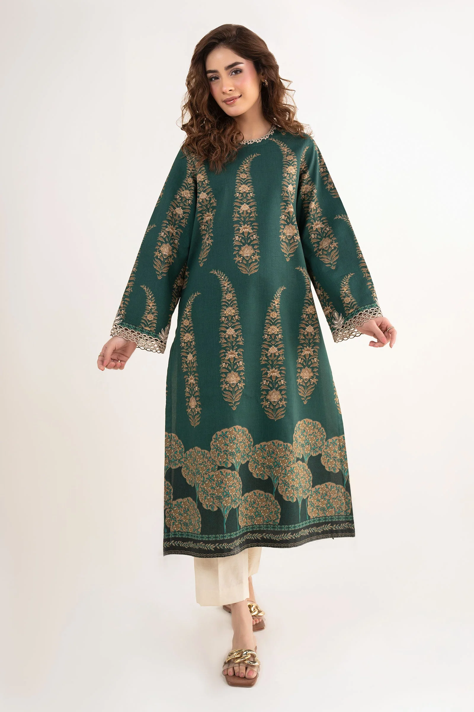 Embroidered Lawn Shirt - Image 4