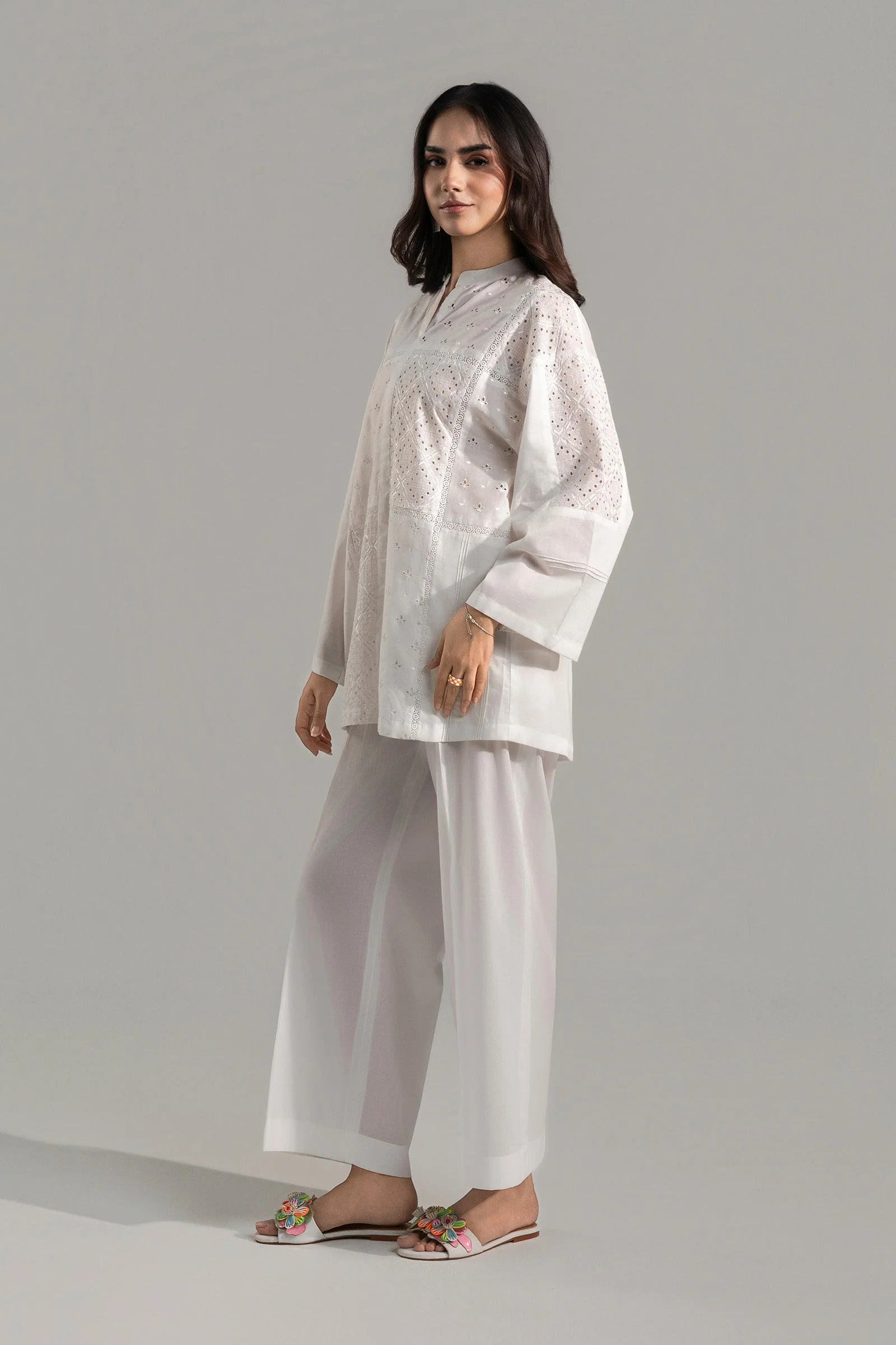2 Pc Embroidered Lawn Suit - Image 5