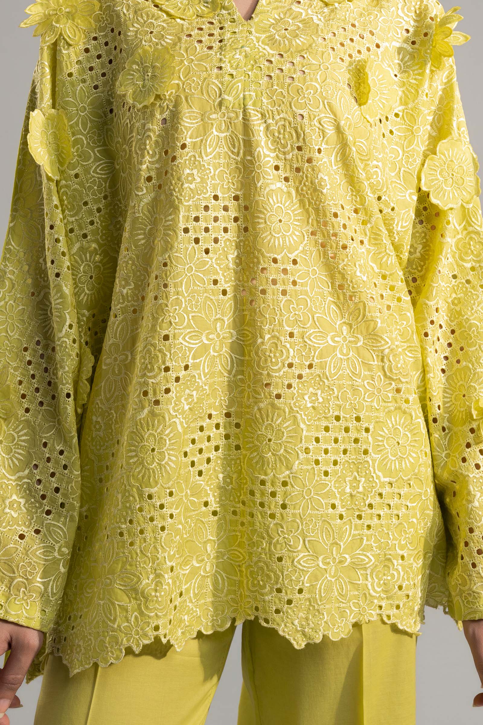 2 Pc Embroidered Lawn Suit - Image 10