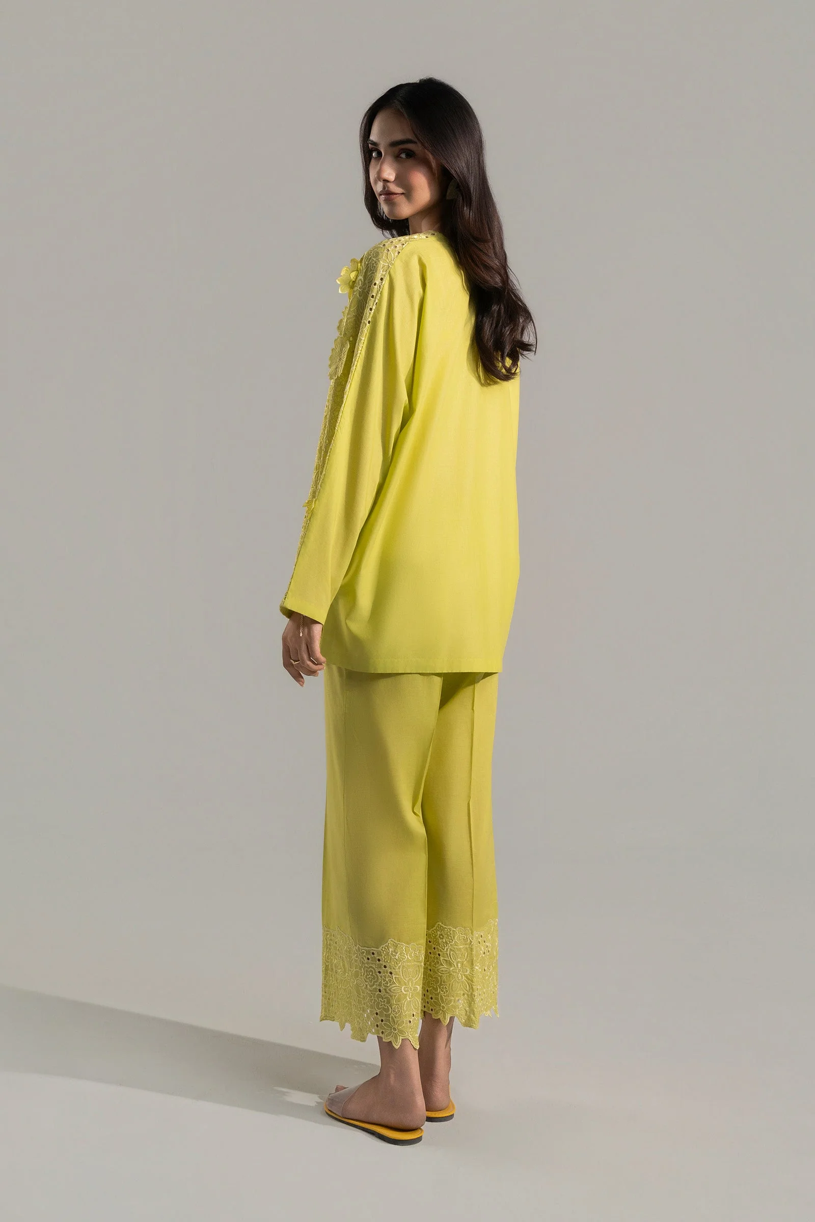 2 Pc Embroidered Lawn Suit - Image 12