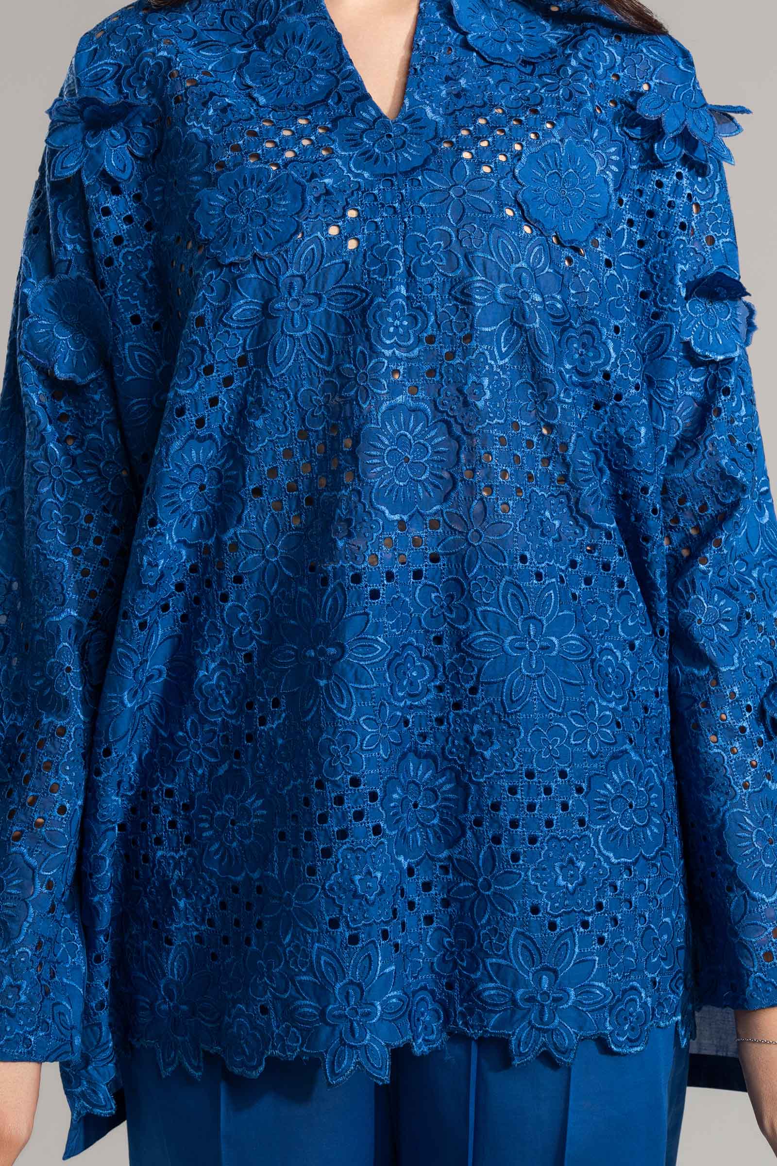 2 Pc Embroidered Lawn Suit - Image 5