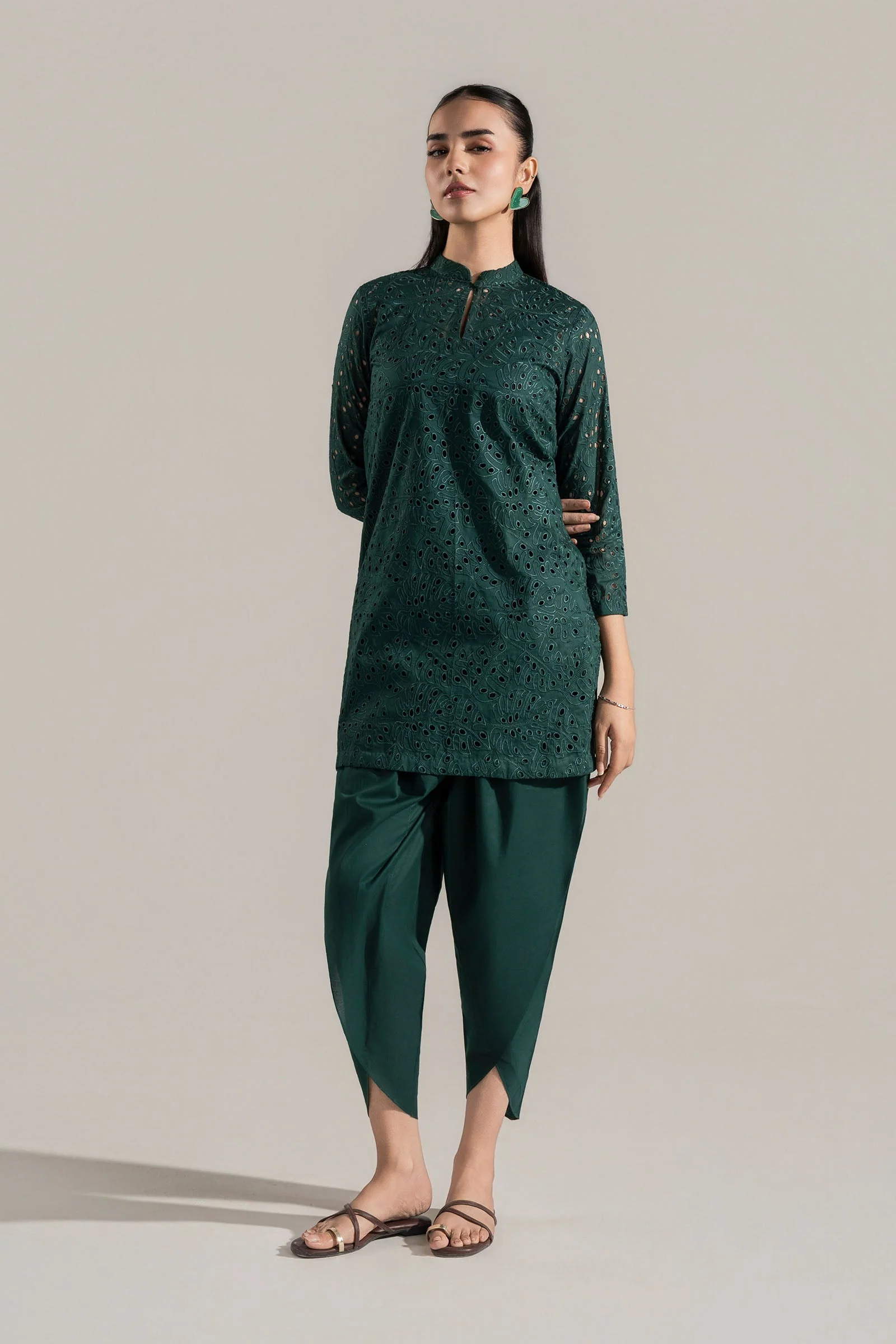 2 Pc Embroidered Lawn Suit - Image 2