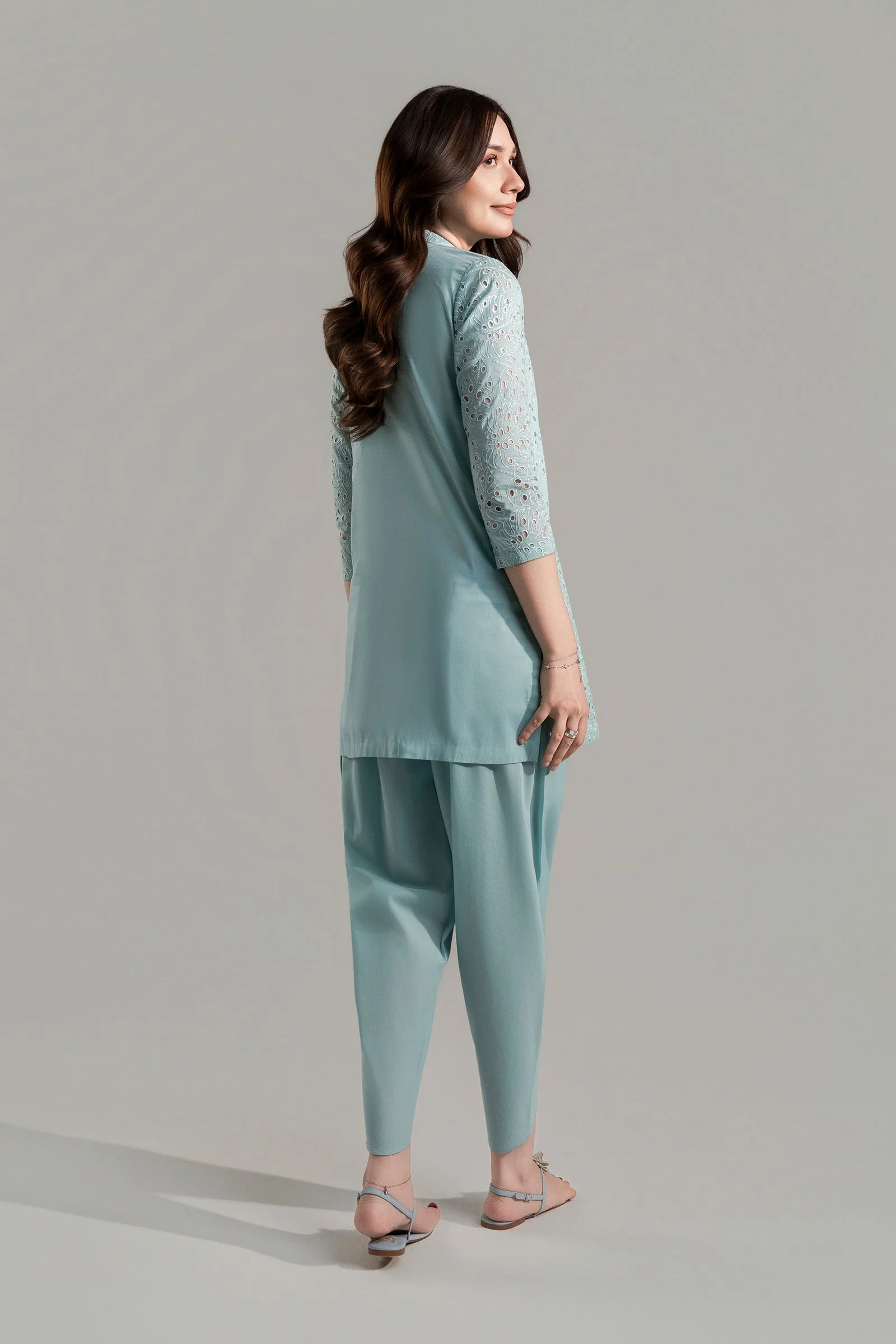 2 Pc Embroidered Lawn Suit - Image 5