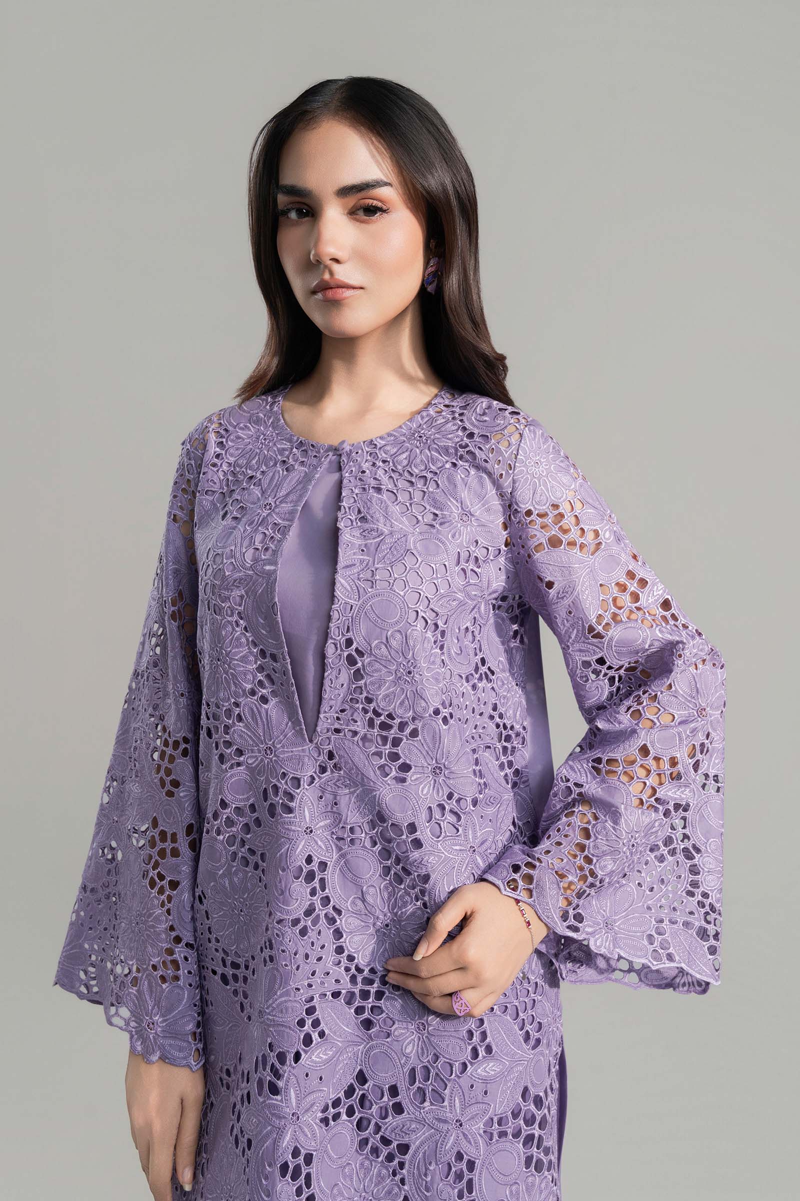 2 Pc Embroidered Lawn Suit - Image 4