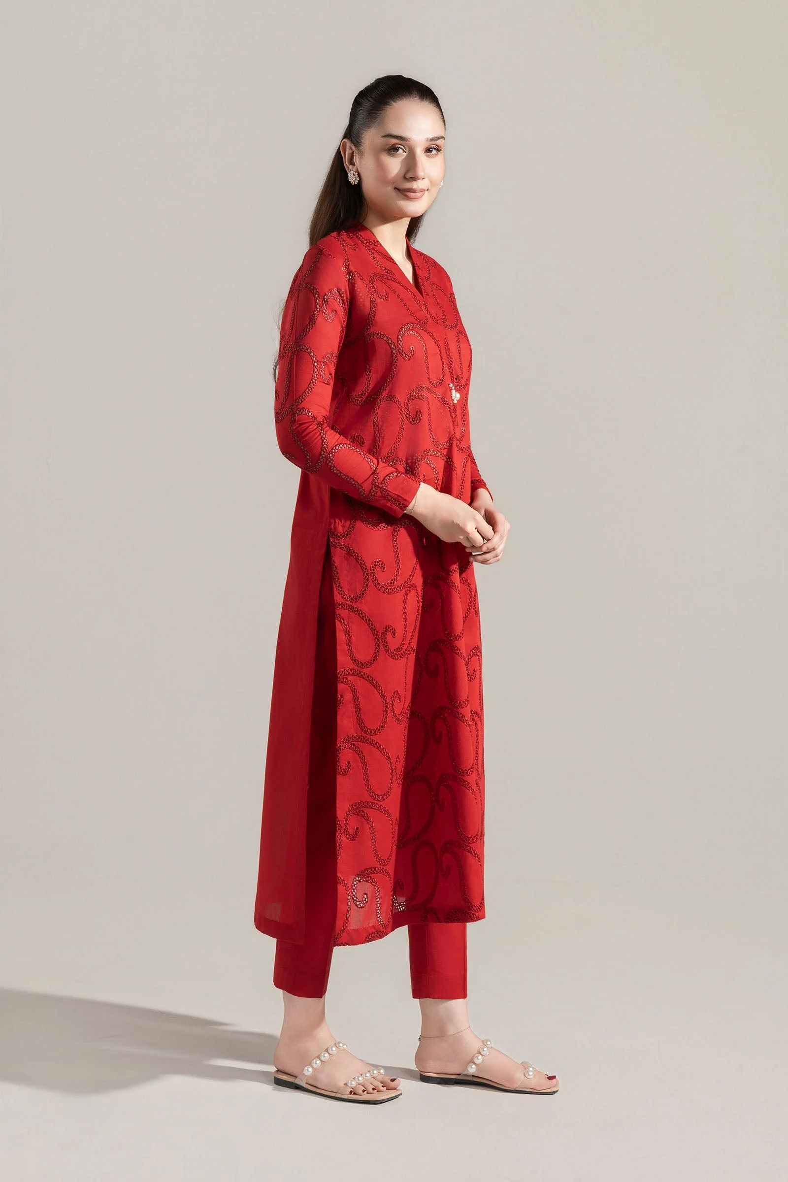 2 Pc Embroidered Lawn Suit - Image 5