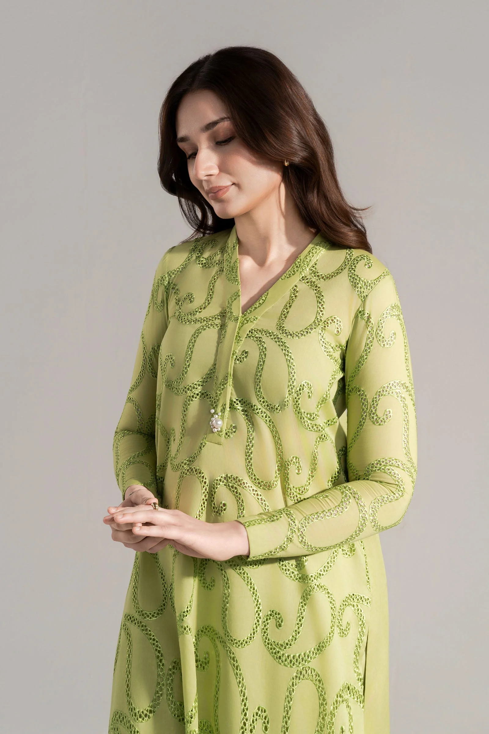 2 Pc Embroidered Lawn Suit - Image 3