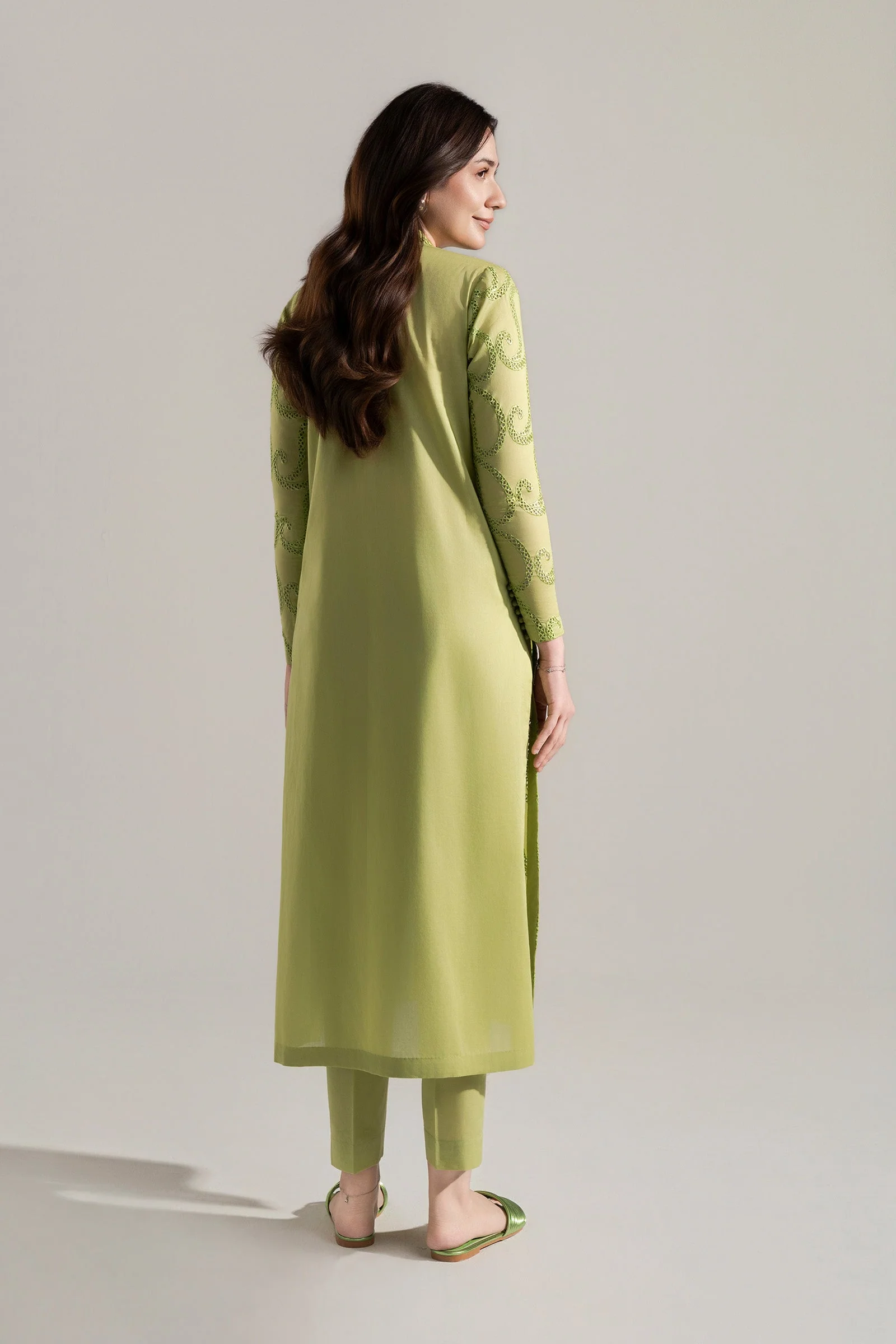 2 Pc Embroidered Lawn Suit - Image 5