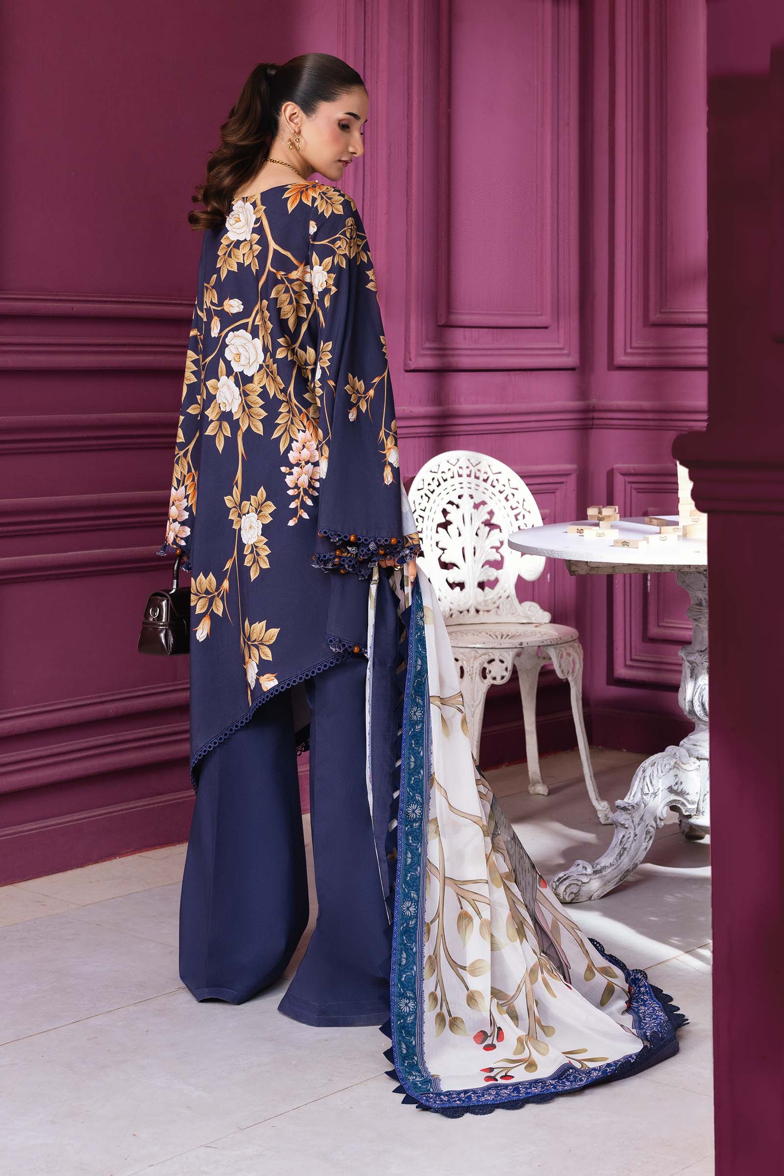 3 Pc Unstitched Printed Linen Suit - Image 5