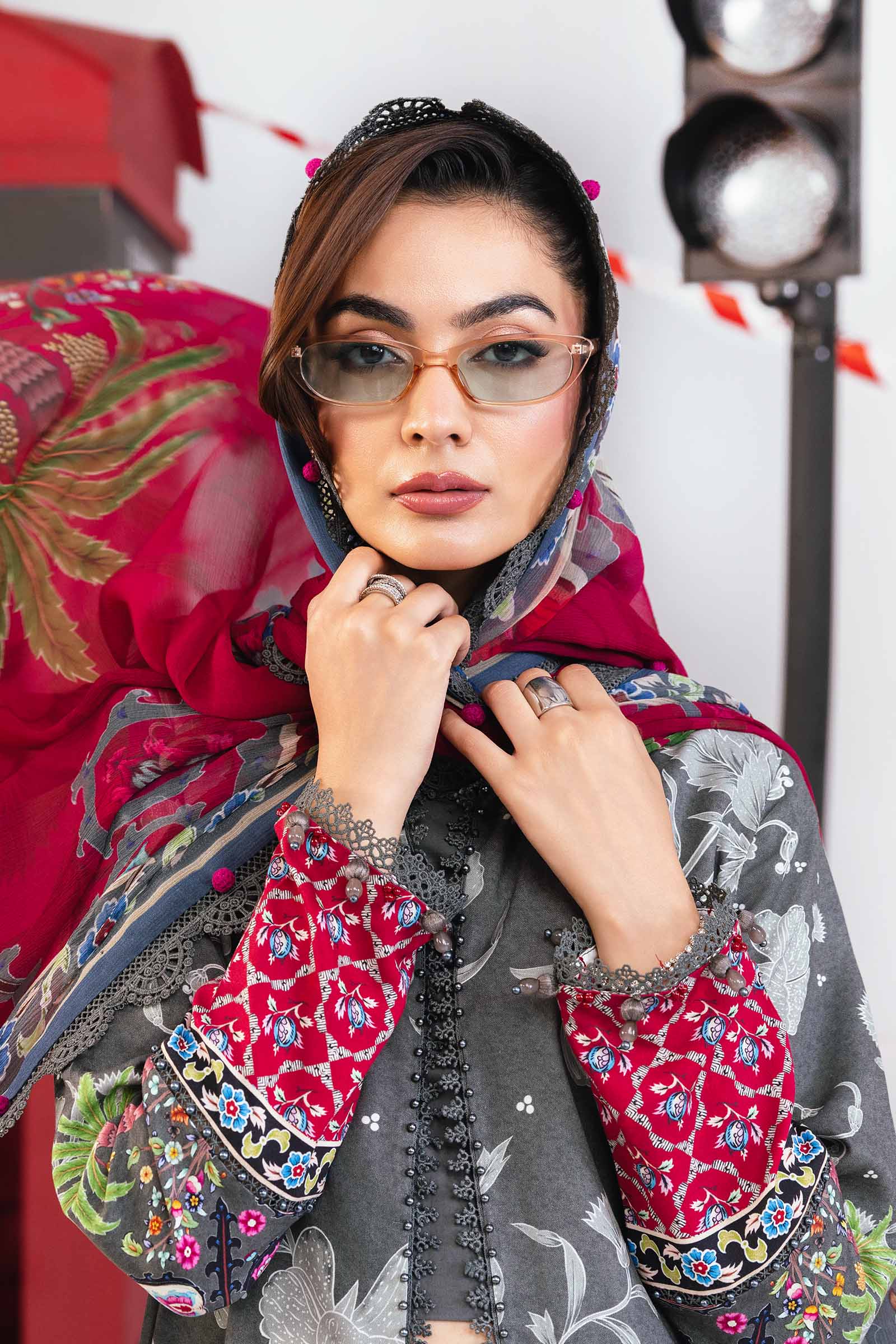 3 Pc Unstitched Printed Marina Twill Suit - Image 4