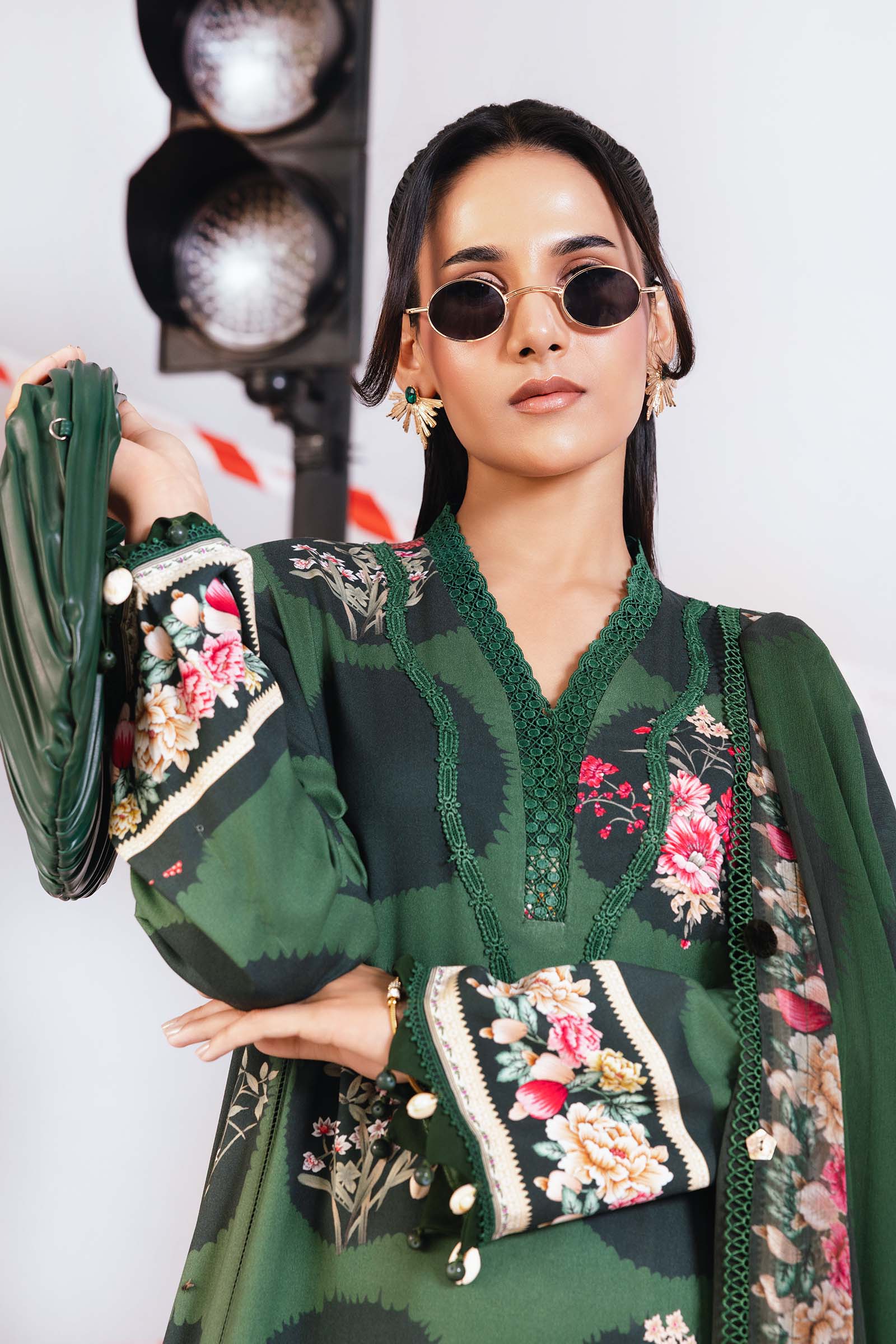 3 Pc Unstitched Printed Marina Twill Suit - Image 3