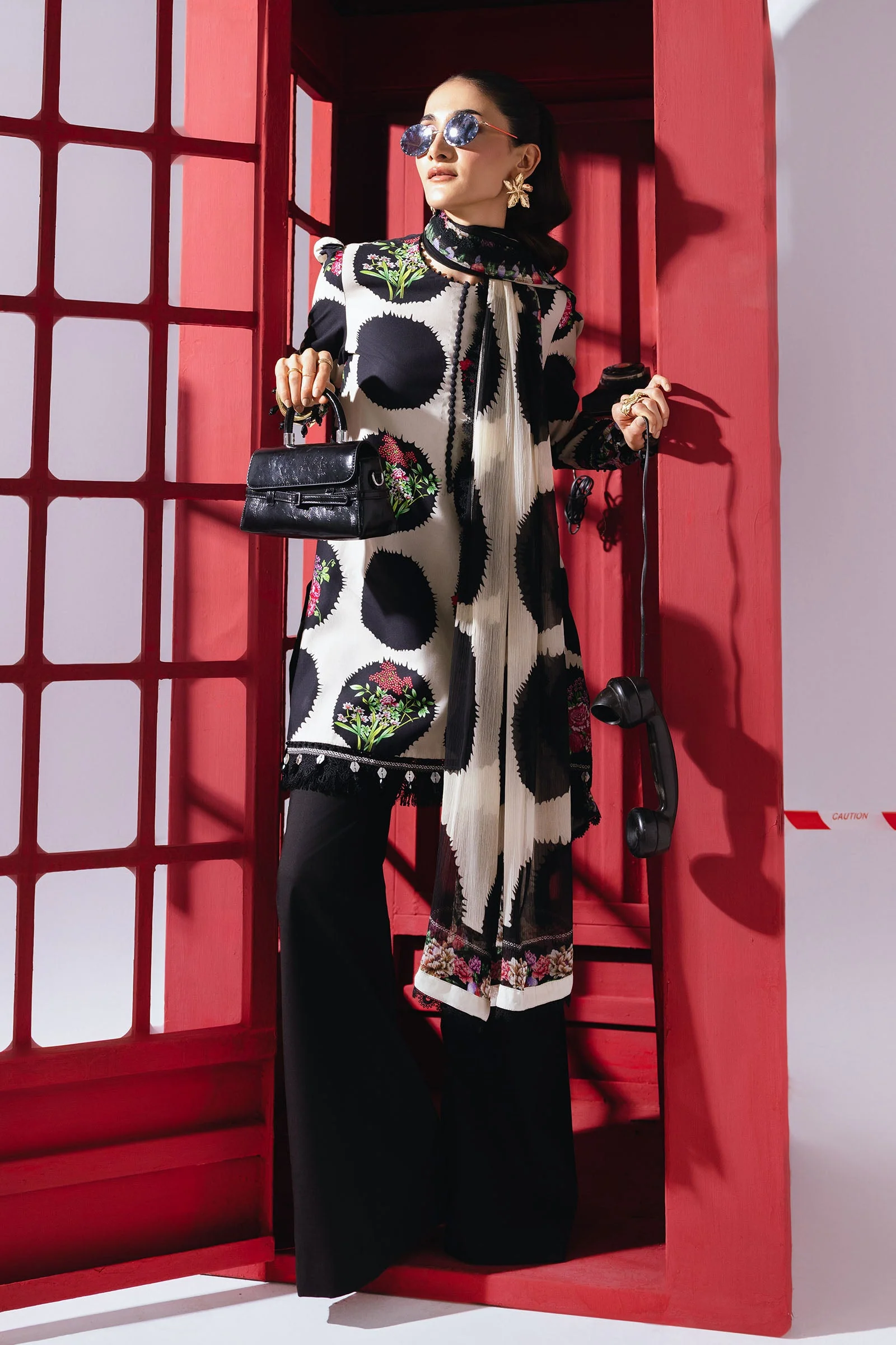 3 Pc Unstitched Printed Marina Twill Suit - Image 5