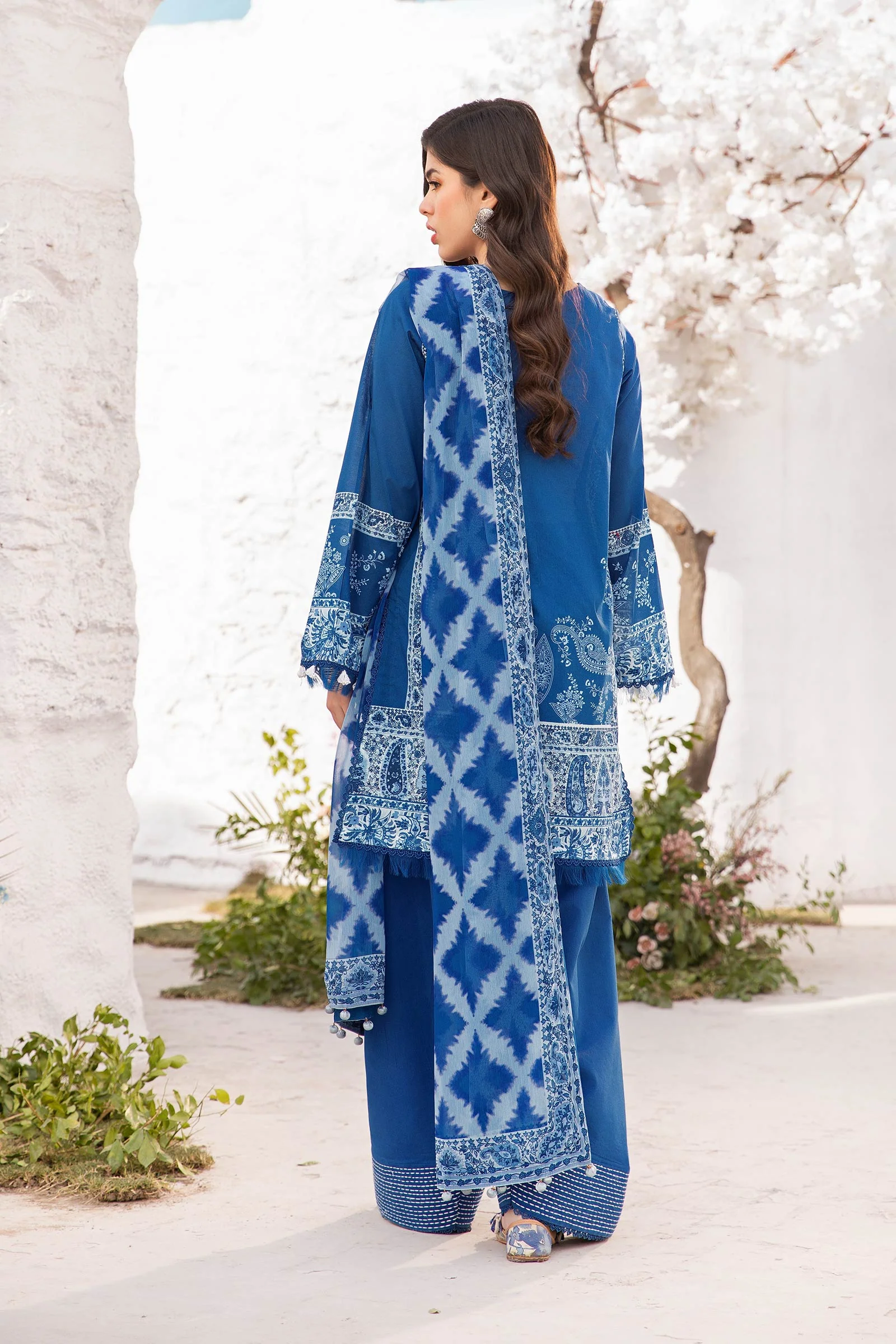 3 Pc Unstitched Embroidered Lawn Suit | MB-CUS25-703B - Image 5
