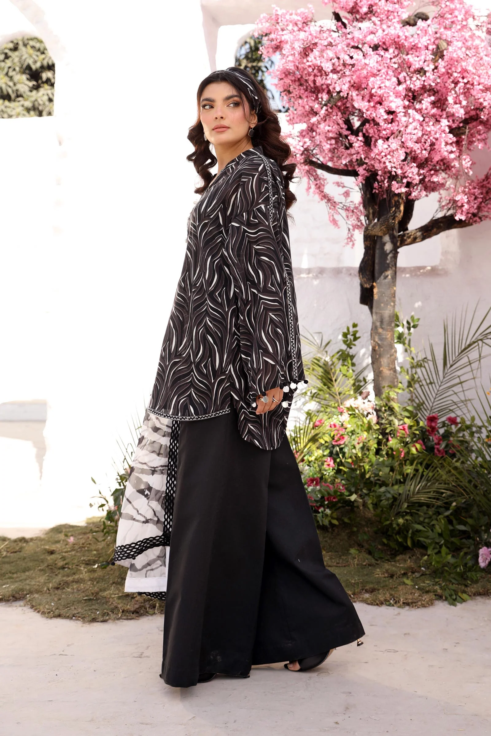 3 Pc Unstitched Embroidered Lawn Suit | MB-CUS25-704B - Image 5