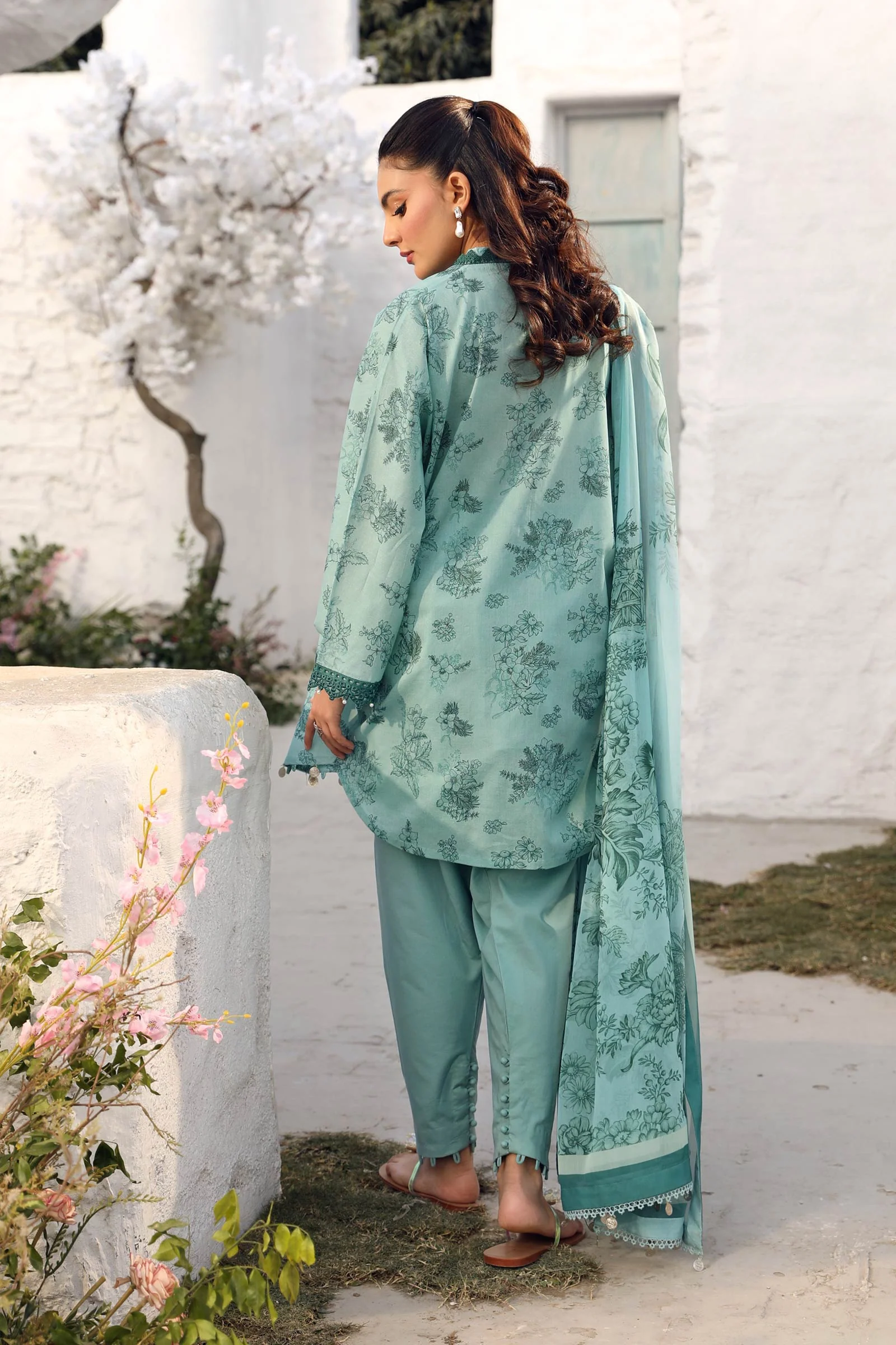 3 Pc Unstitched Embroidered Lawn Suit | MB-CUS25-708B - Image 5
