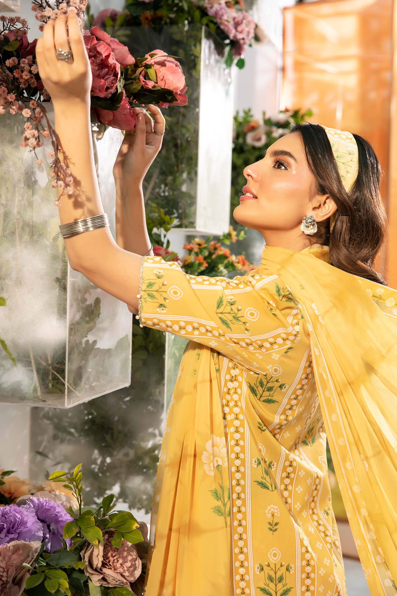 3 Pc Unstitched Embroidered Lawn Suit | MB-CUS25-711A - Image 4