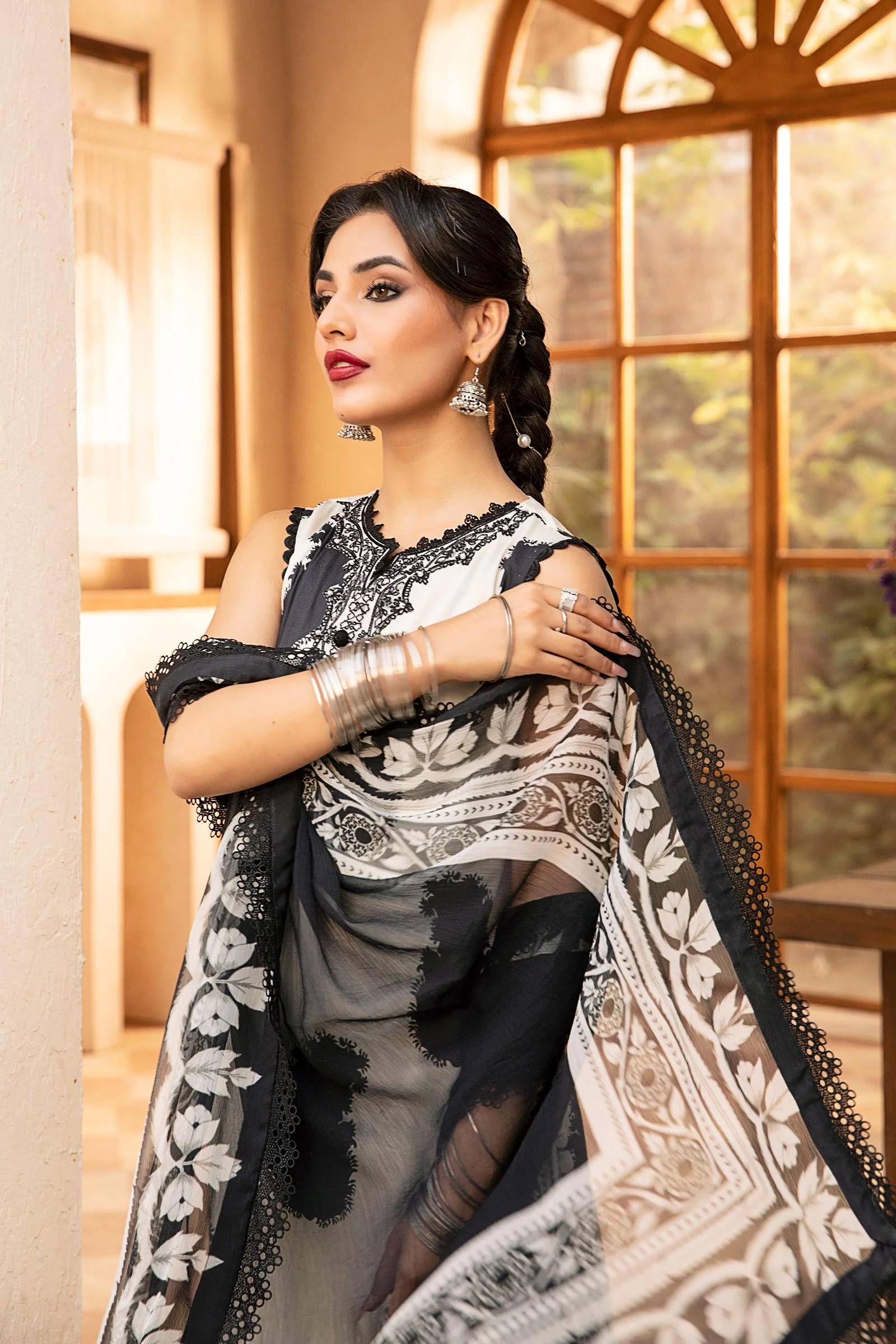 3 Pc Unstitched Embroidered Slub Lawn Suit | MB-CUS25-911B - Image 3