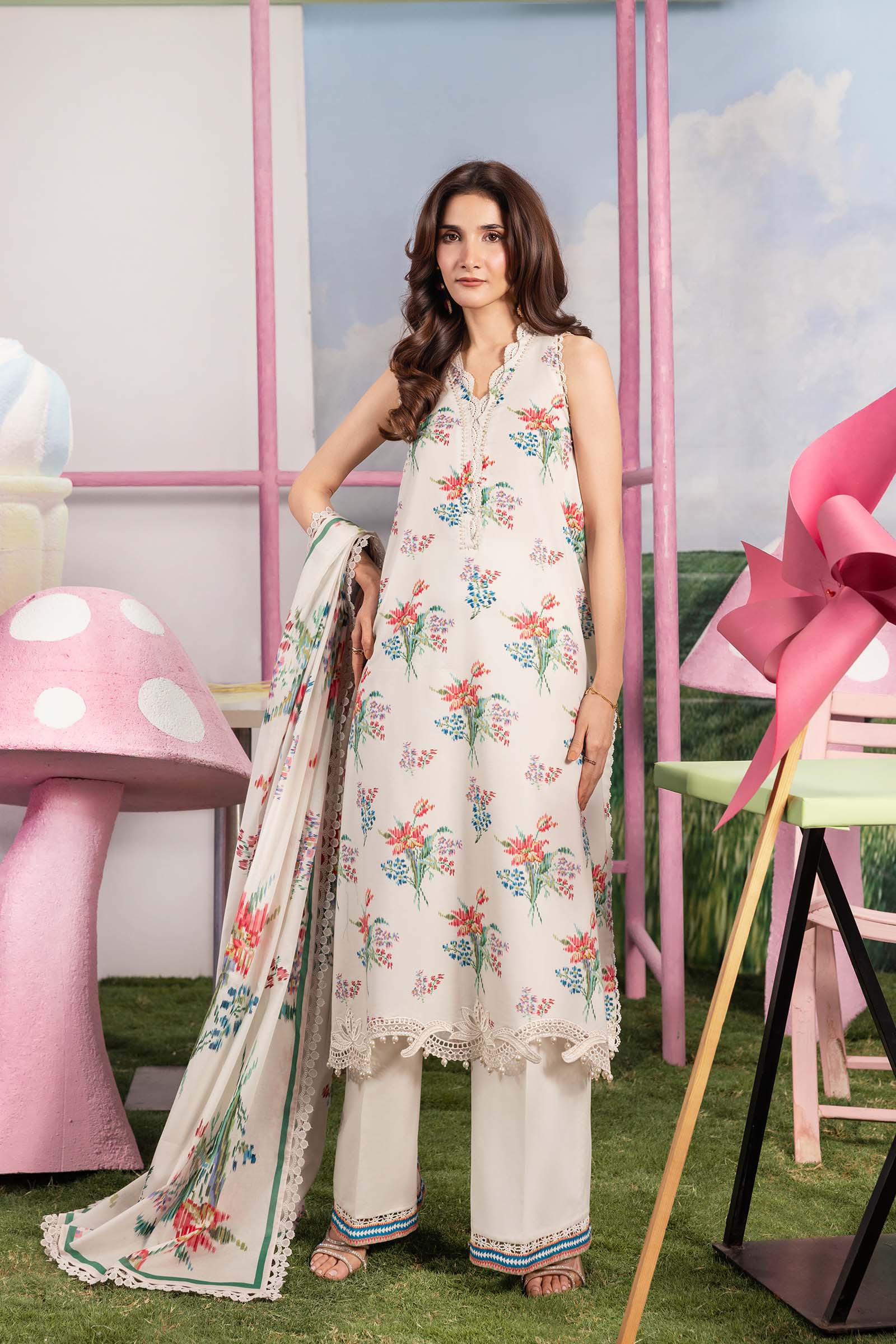 3 Pc Unstitched Embroidered Lawn Suit