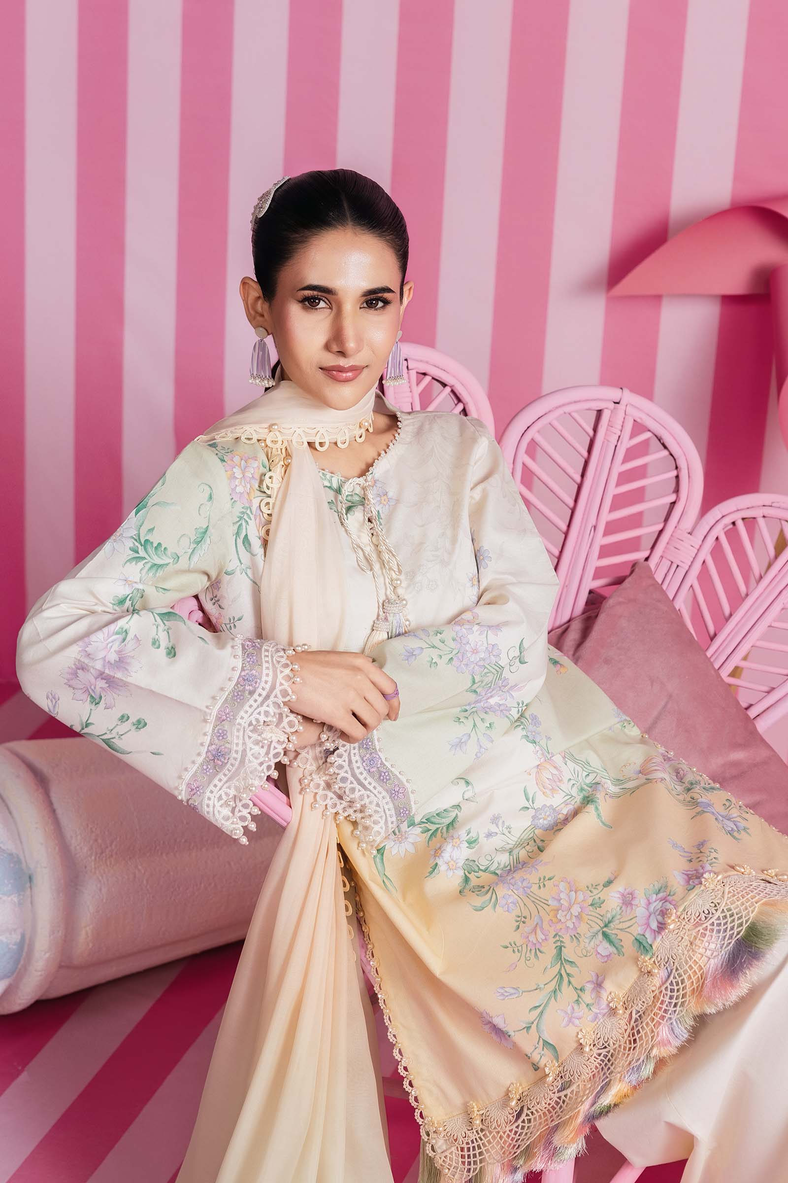 3 Pc Unstitched Embroidered Lawn Suit - Image 2