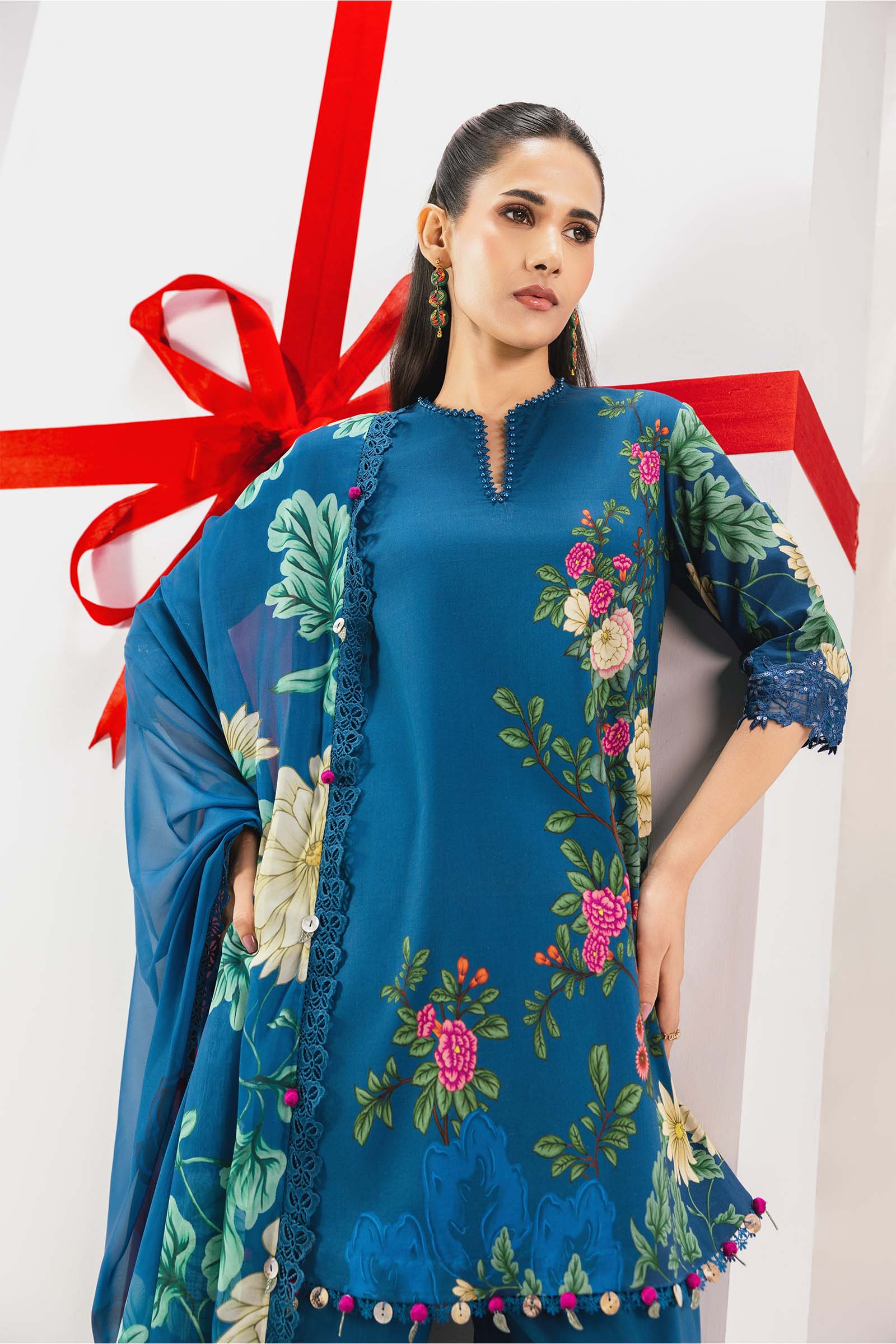 3 Pc Unstitched Embroidered Lawn Suit - Image 2