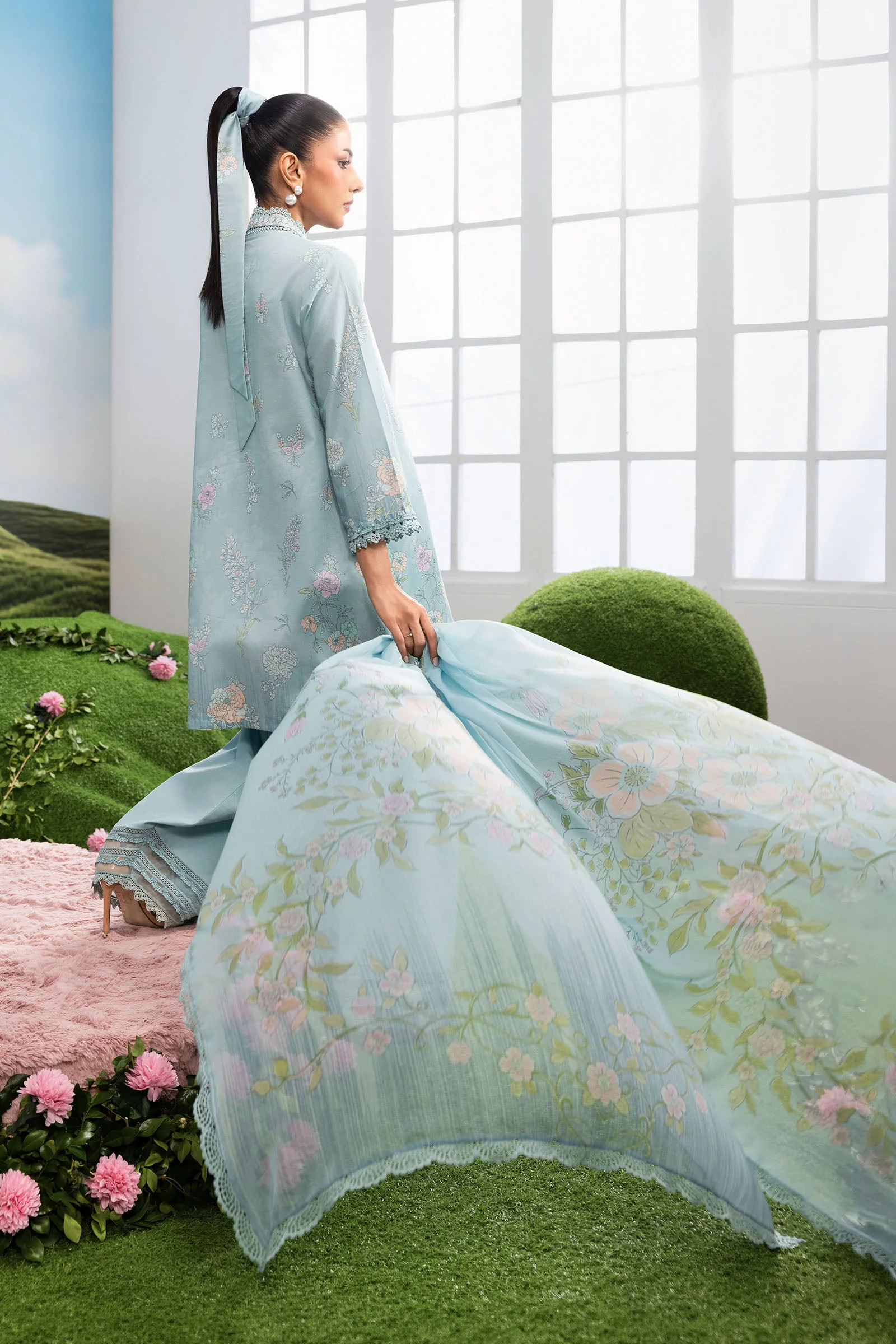 3 Pc Unstitched Embroidered Lawn Suit - Image 6