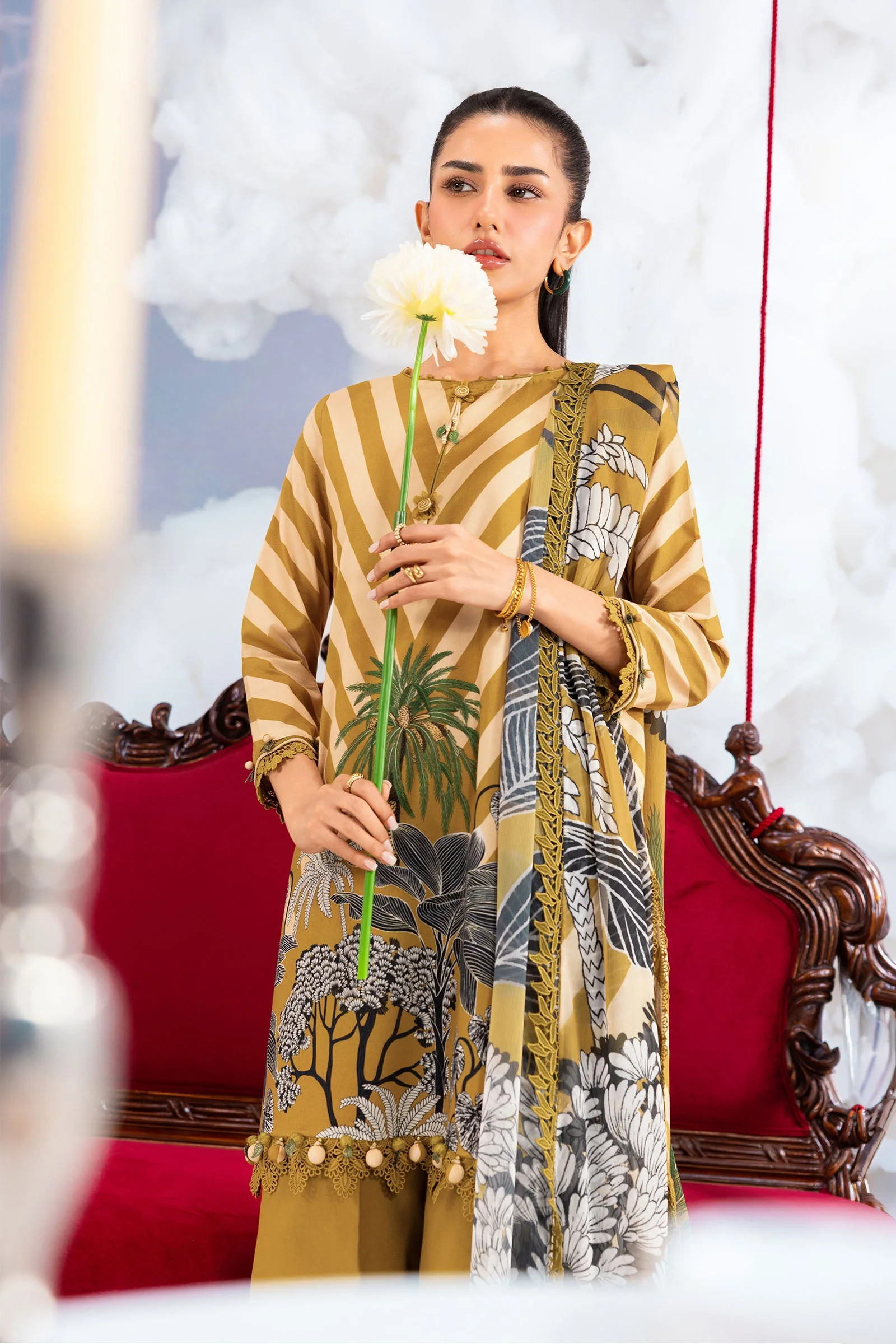 3 Pc Unstitched Embroidered Lawn Suit - Image 5
