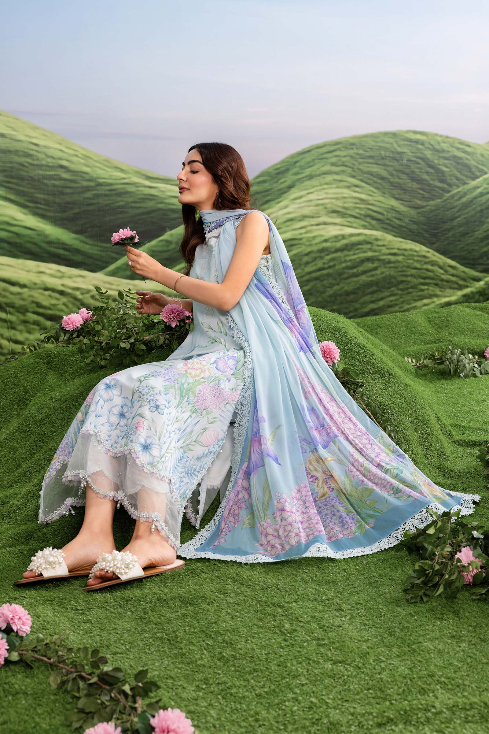 3 Pc Unstitched Embroidered Lawn Suit - Image 6