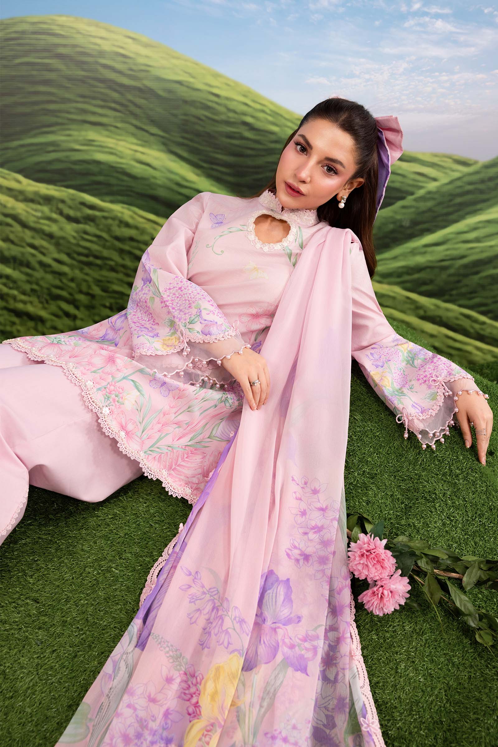 3 Pc Unstitched Embroidered Lawn Suit - Image 6