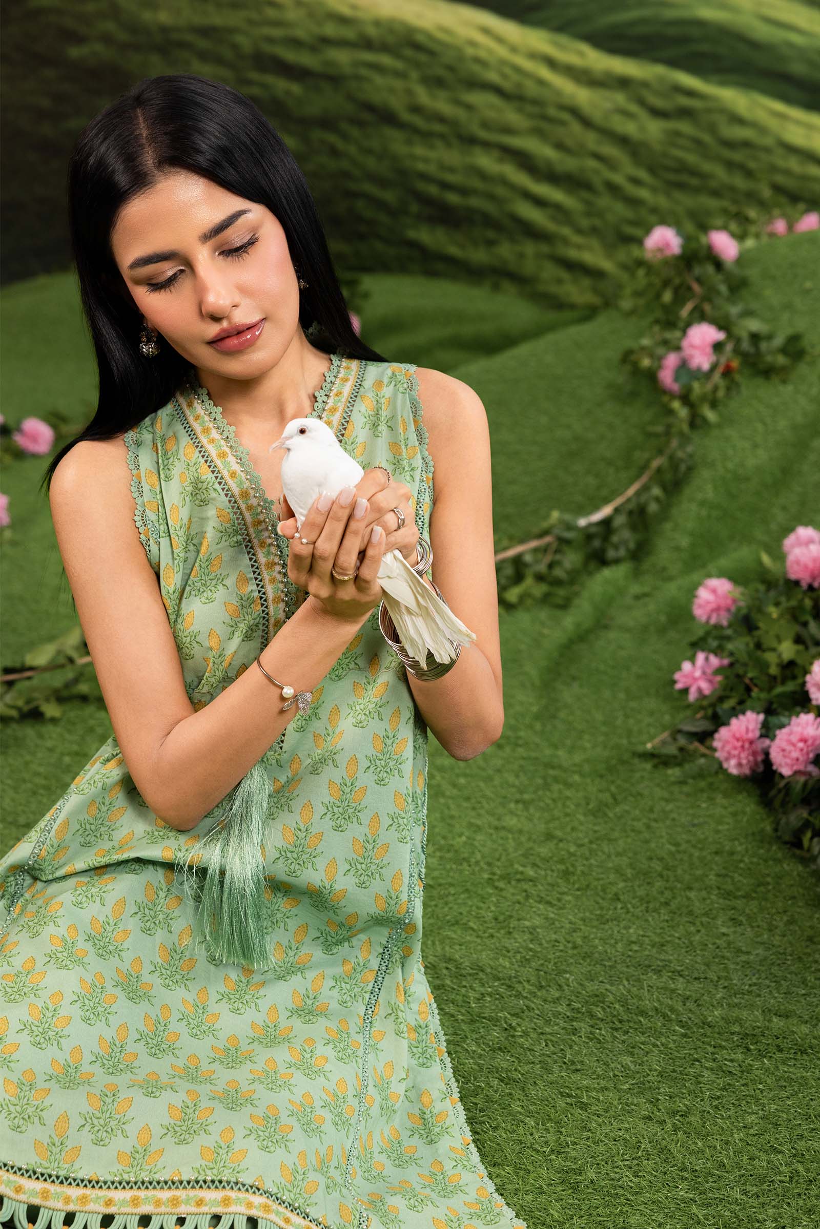 3 Pc Unstitched Embroidered Lawn Suit - Image 5