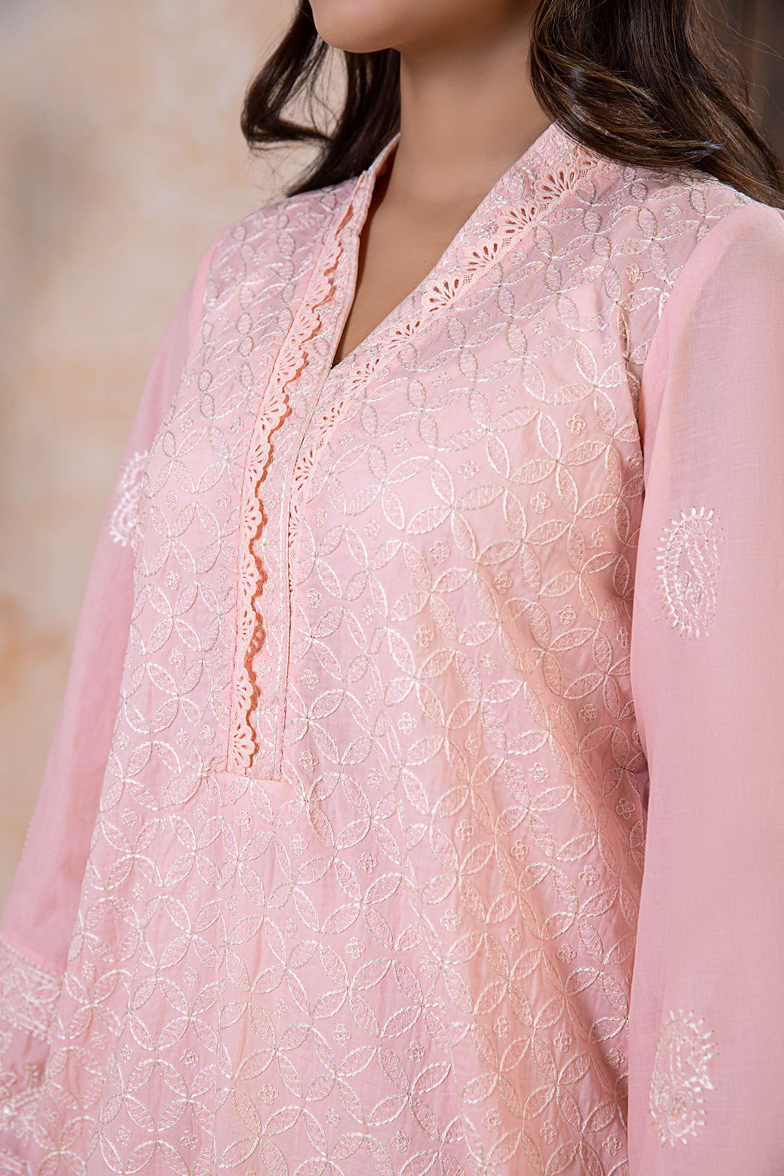 Embroidered Lawn Kurta - Image 4