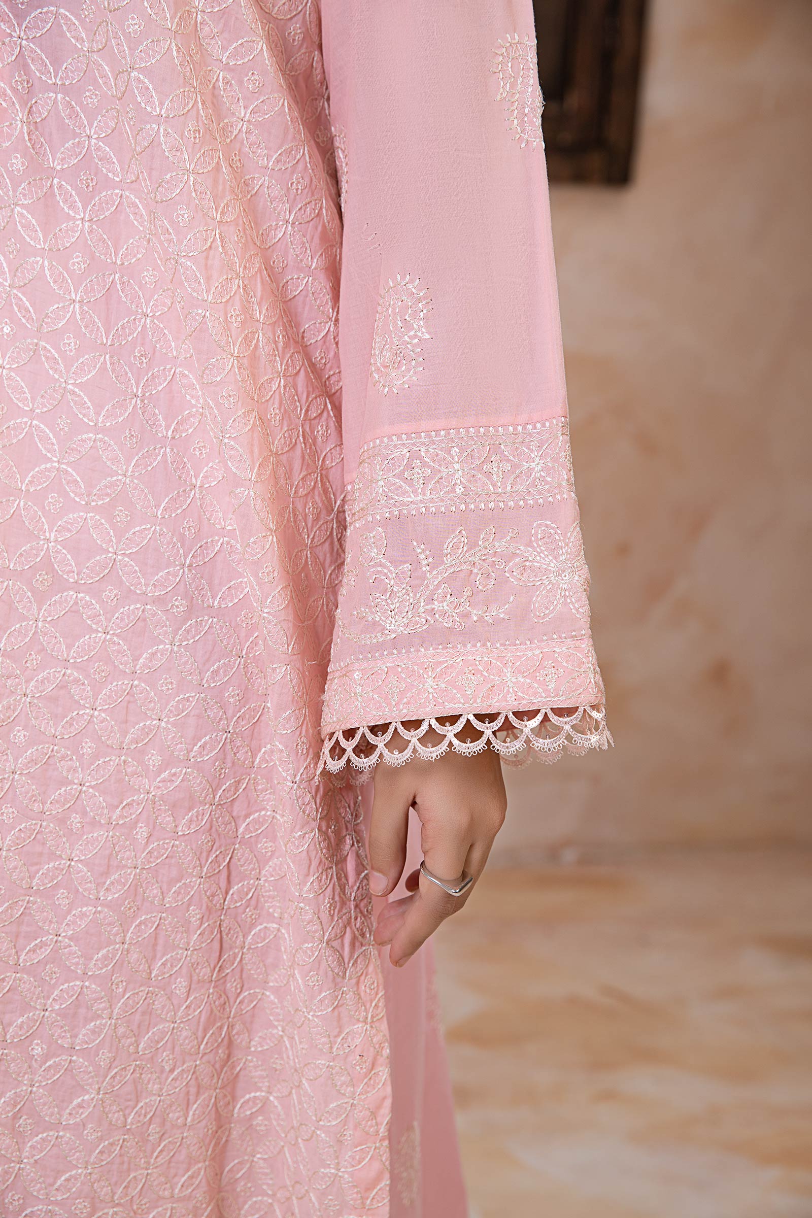Embroidered Lawn Kurta - Image 5
