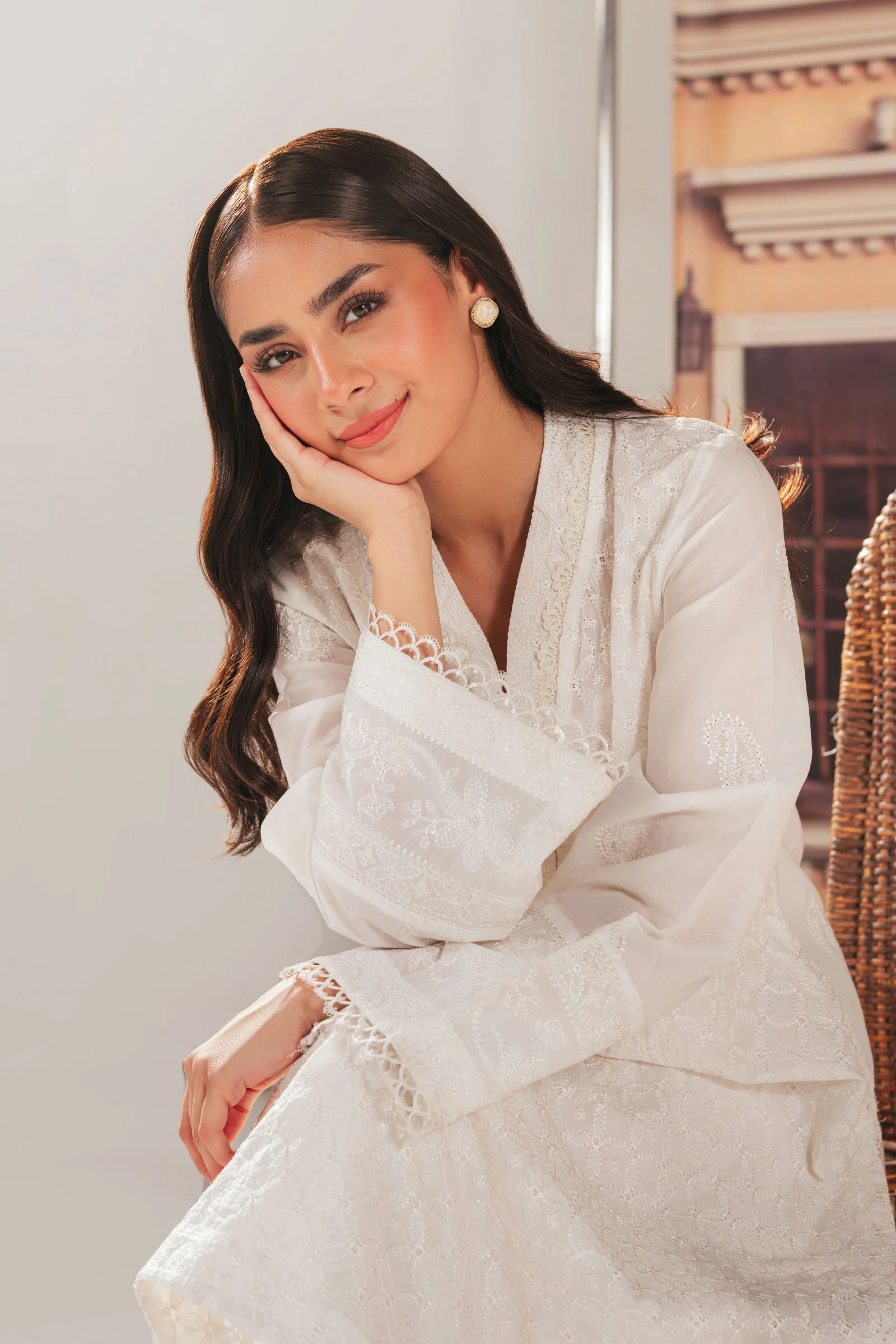 Embroidered Lawn Kurta - Image 4