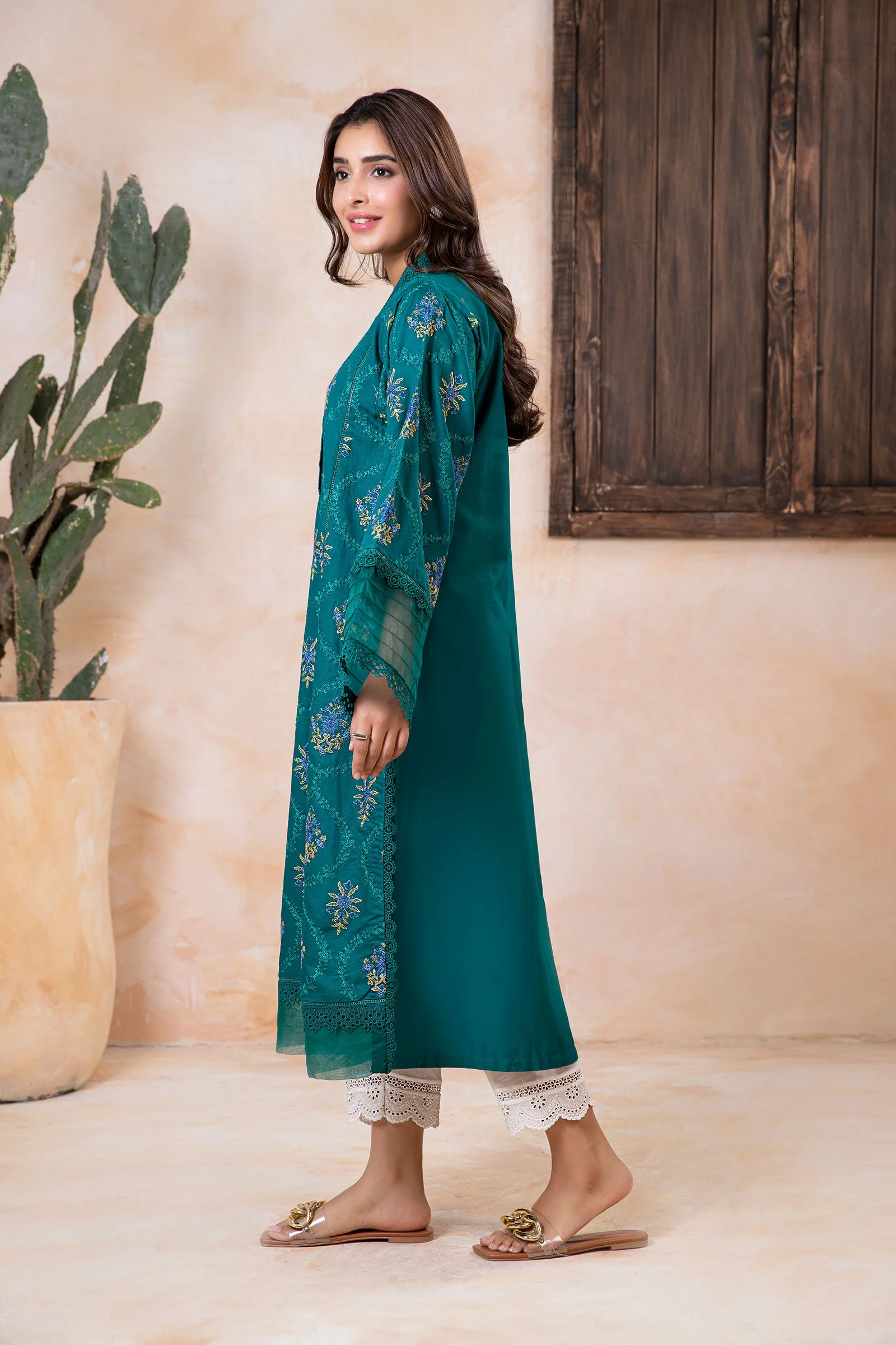 Embroidered Lawn Kurta - Image 10