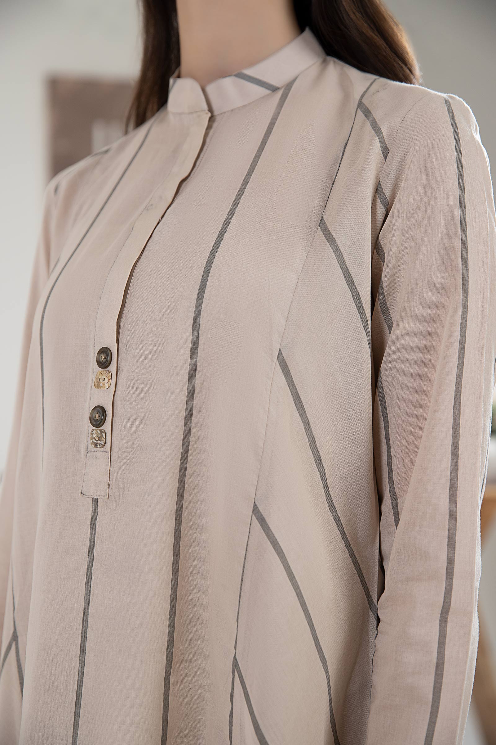 Solid Yarn Dyed Tunic - Image 2