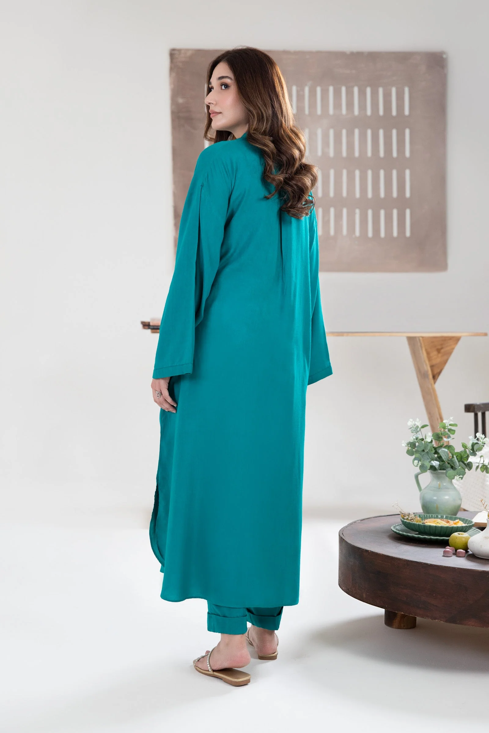 2 Piece Solid Arabic Lawn Suit - Image 4