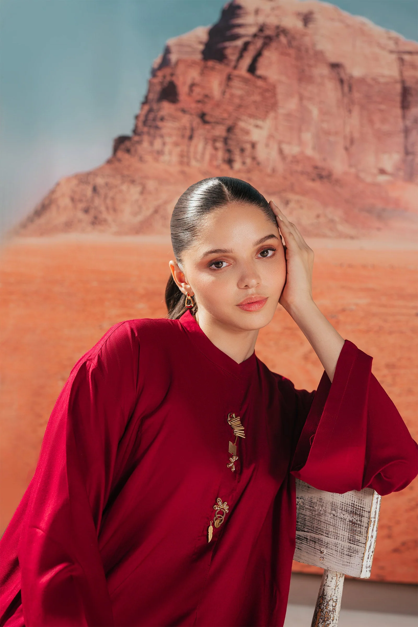 2 Piece Solid Arabic Lawn Suit - Image 2