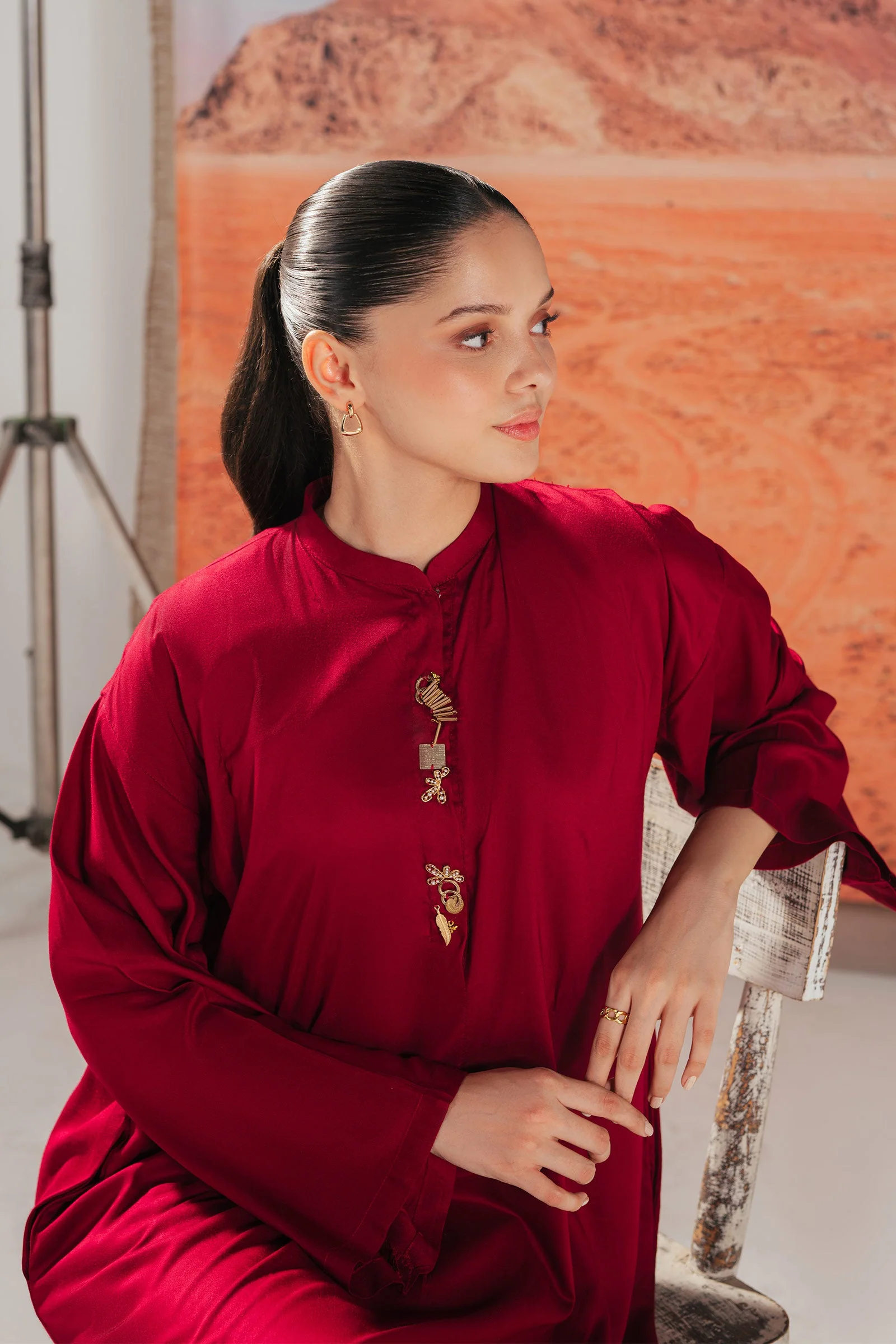 2 Piece Solid Arabic Lawn Suit - Image 3