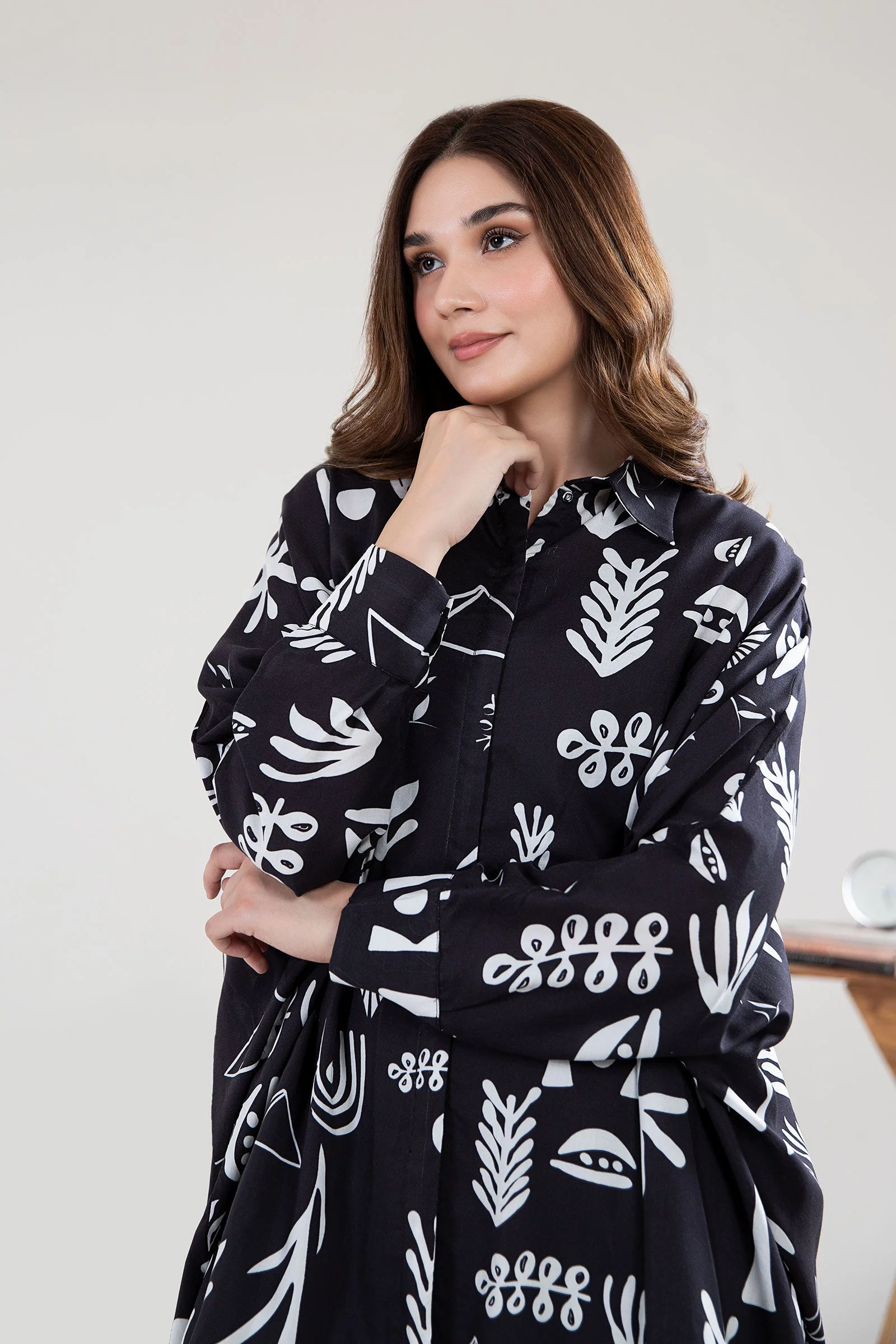 Printed Arabic Lawn Co-Ord Set - Image 2