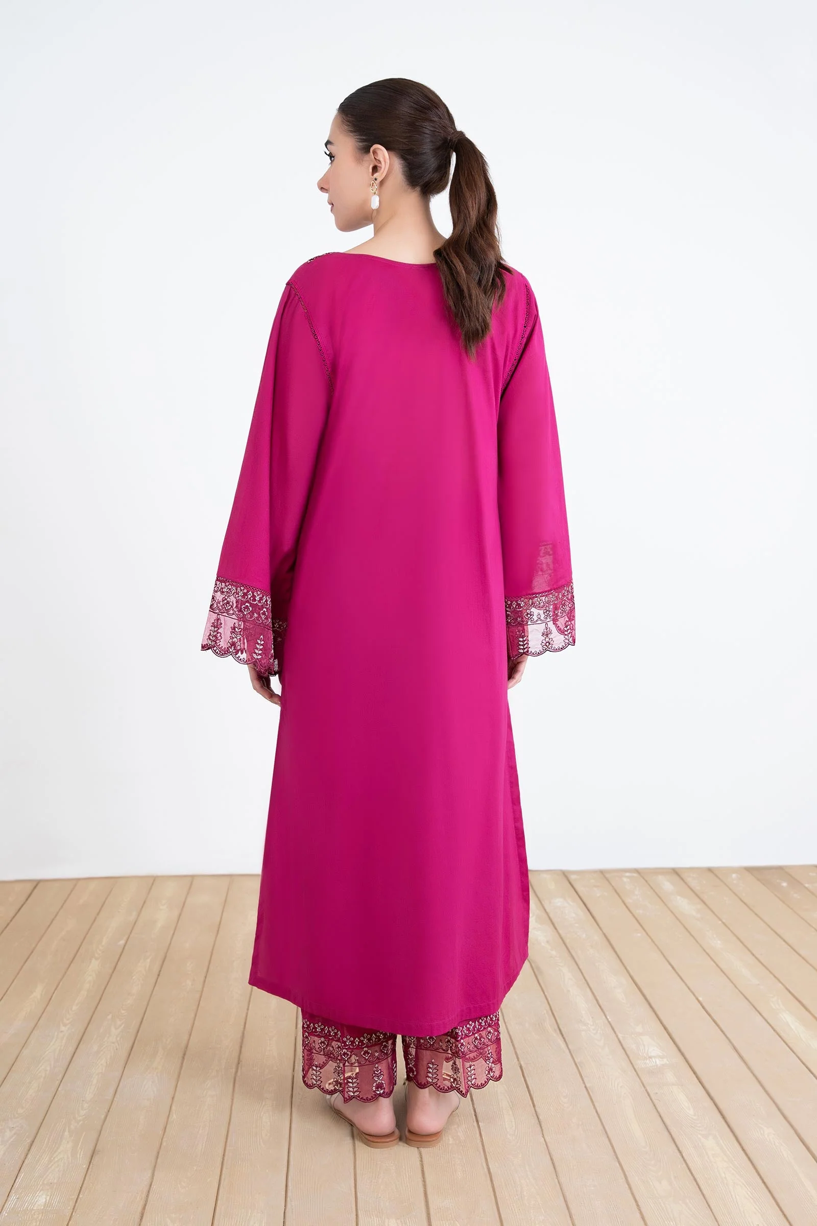 2 Piece Embroidered Lawn Suit - Image 5