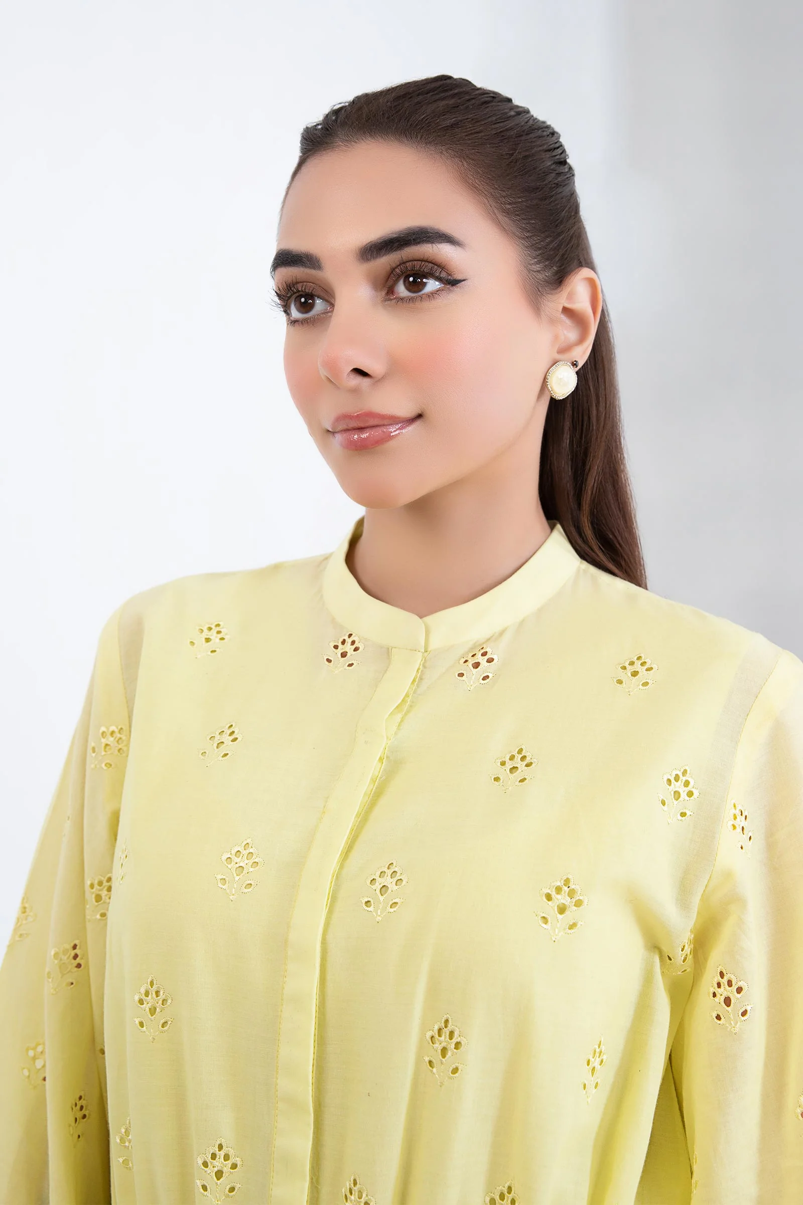 Embroidered Lawn Shirt - Image 4