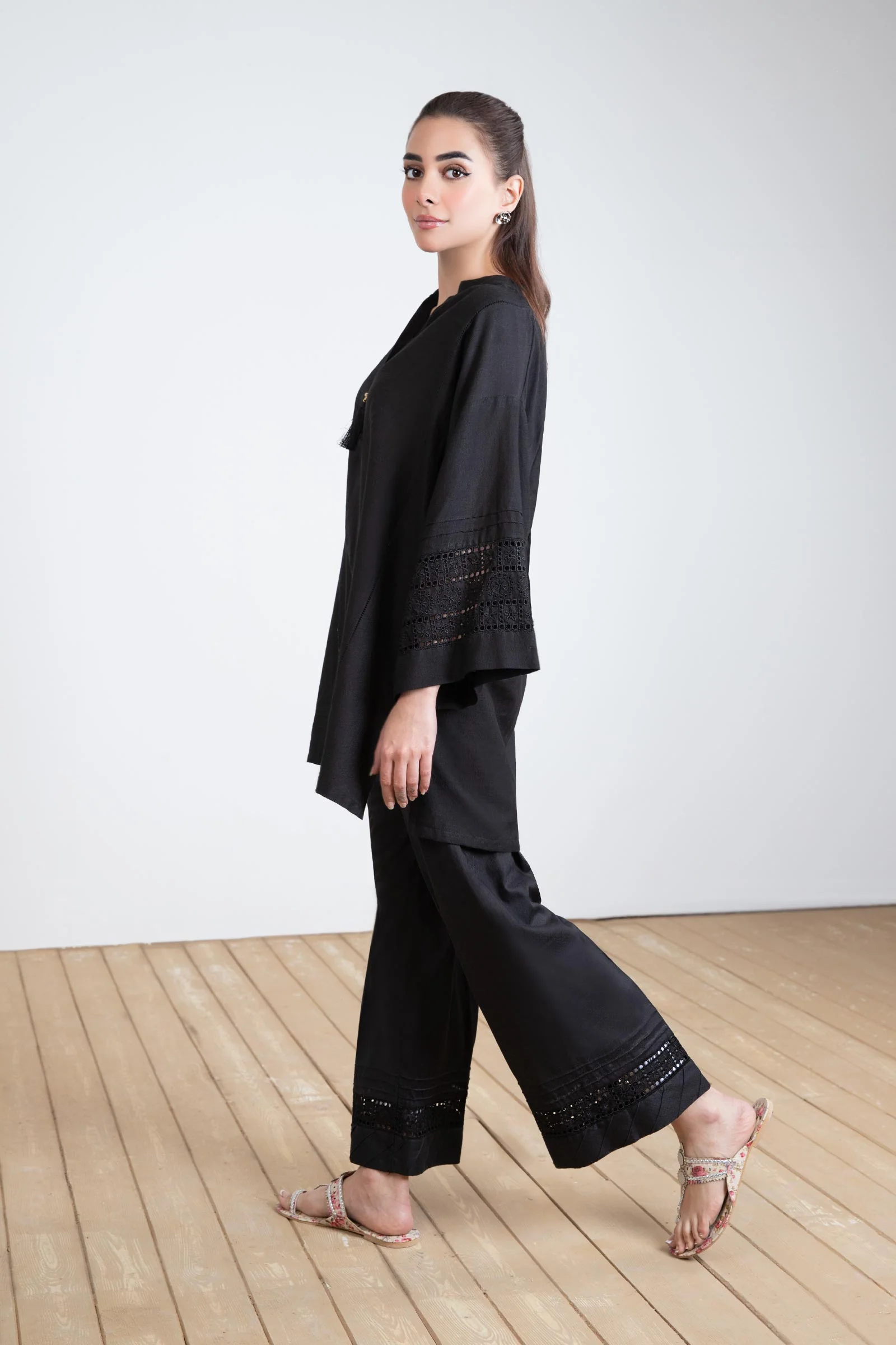 2 Piece Dyed Dobby Lawn Suit - Image 8